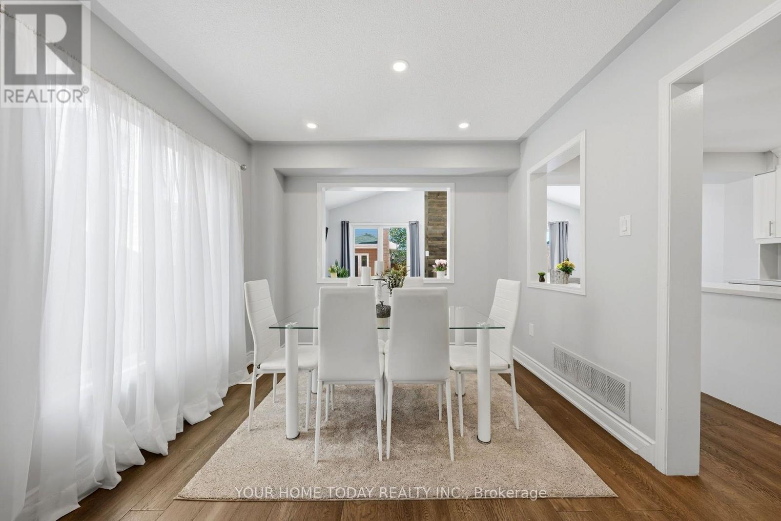 33 Preston Street, Halton Hills, Ontario  L7G 5V5 - Photo 8 - W14097746
