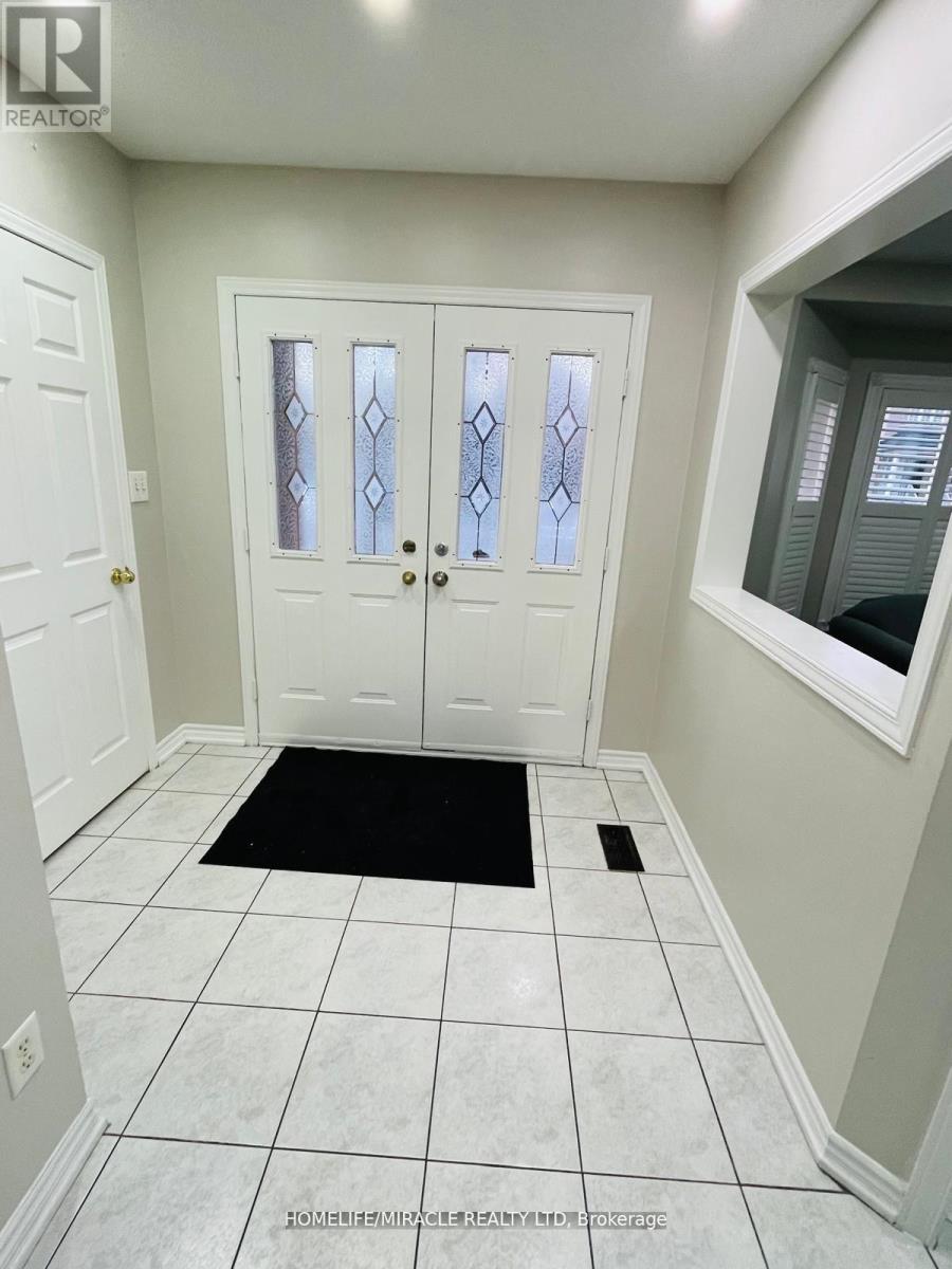 (Upper Portion) - 80 Loons Call Crescent, Brampton, Ontario  L6R 2G4 - Photo 2 - W14097768