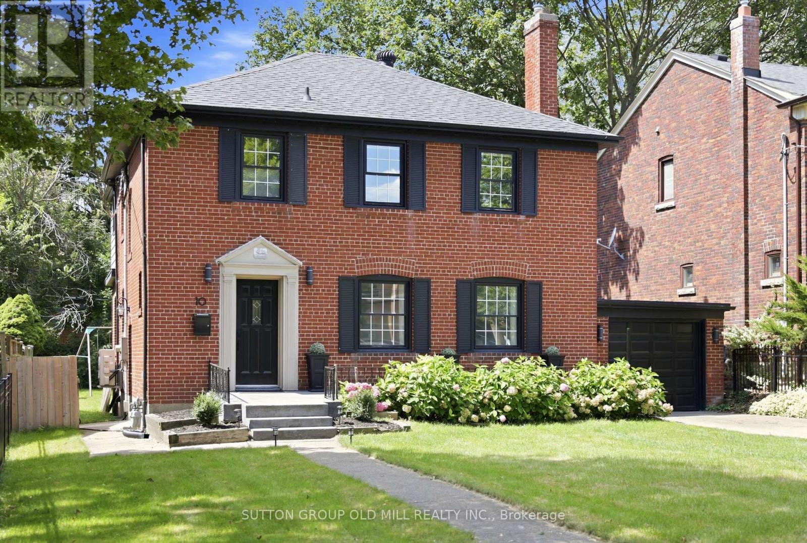 10 Queens Avenue, Toronto, Ontario  M8V 2N1 - Photo 2 - W14097774