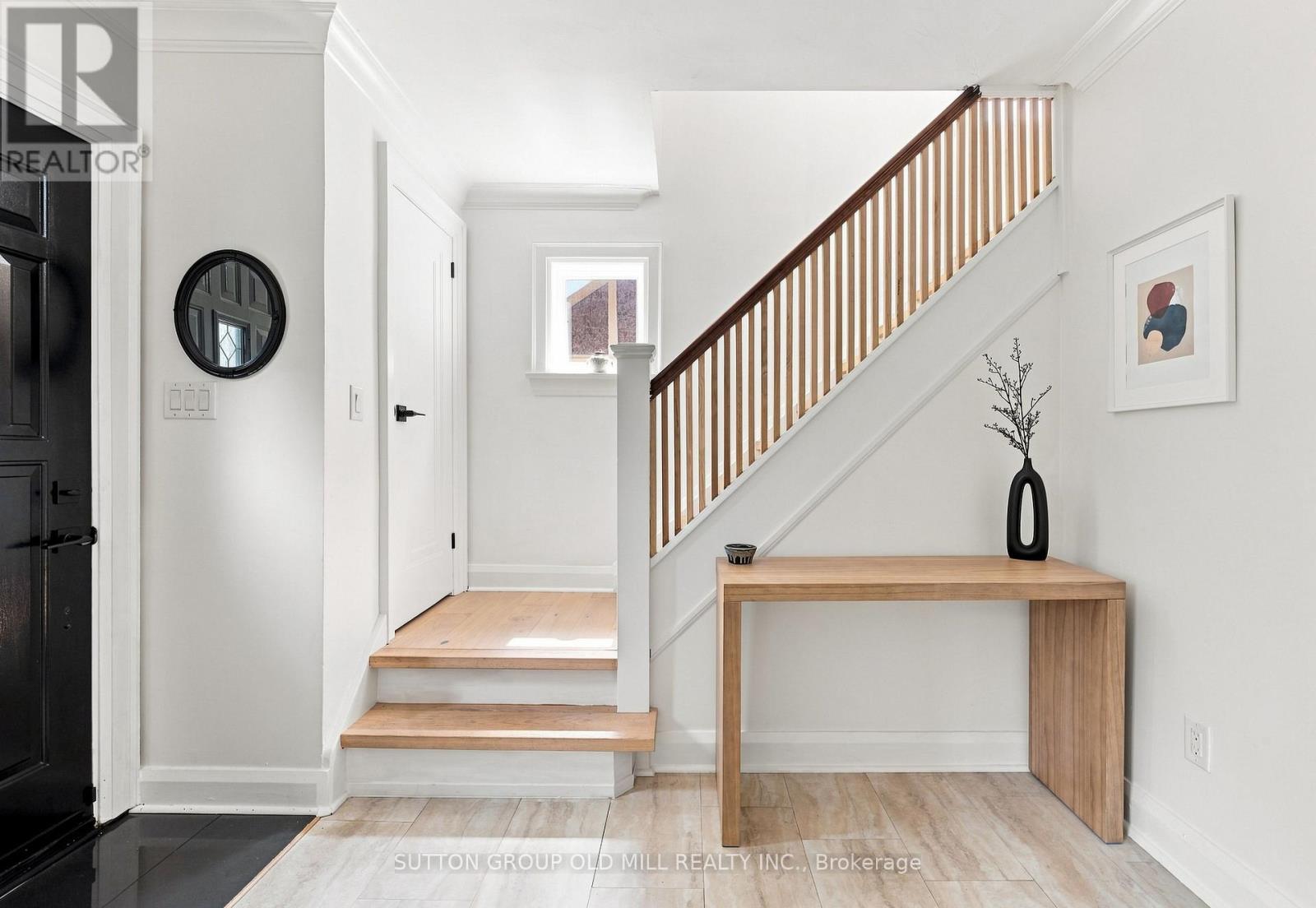 10 Queens Avenue, Toronto, Ontario  M8V 2N1 - Photo 4 - W14097774