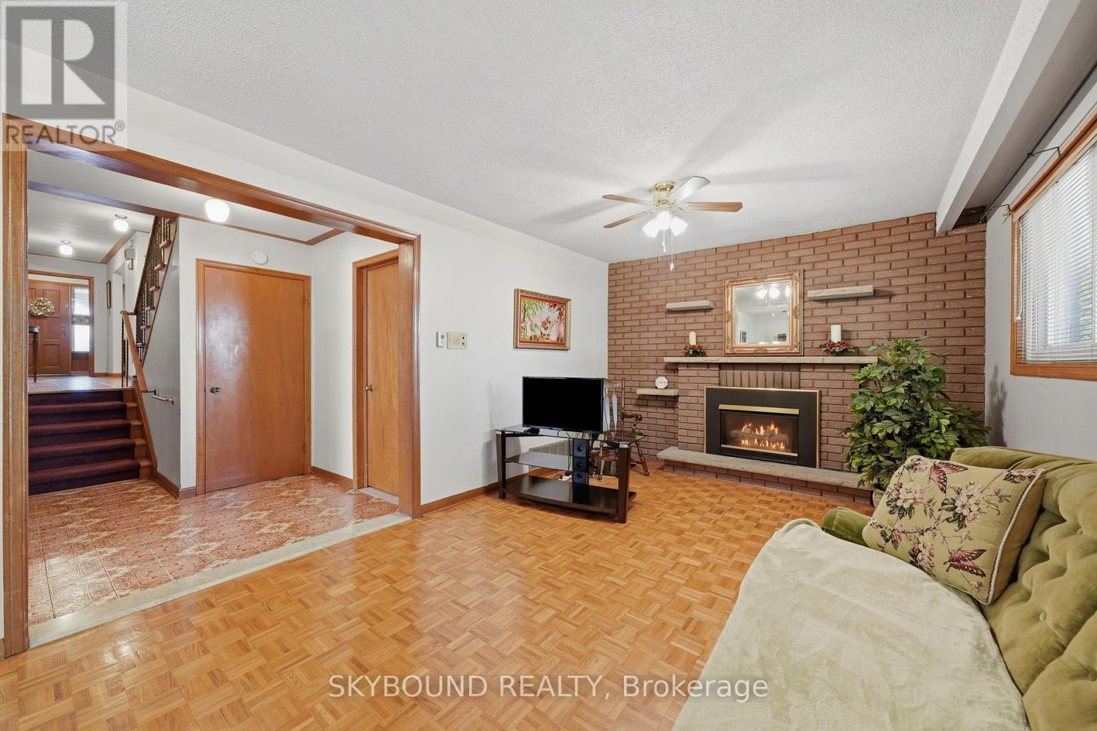 64a Saint Georges Boulevard, Toronto, Ontario  M9R 1X4 - Photo 21 - W14097796