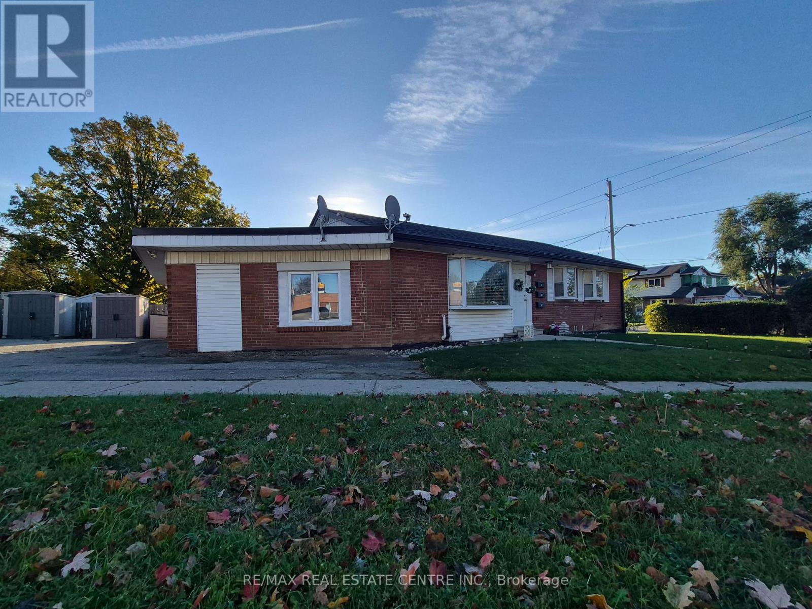 7 REXWAY DRIVE