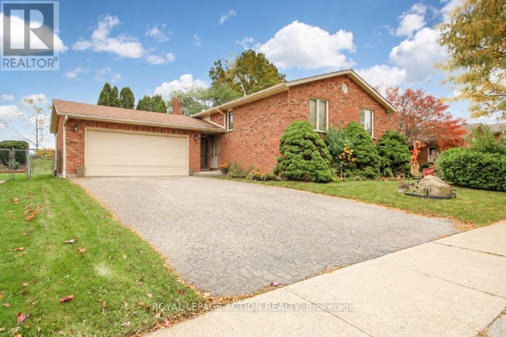 72 Lynden Hill Crescent, Brantford, Ontario  N3P 1R5 - Photo 2 - X14097760