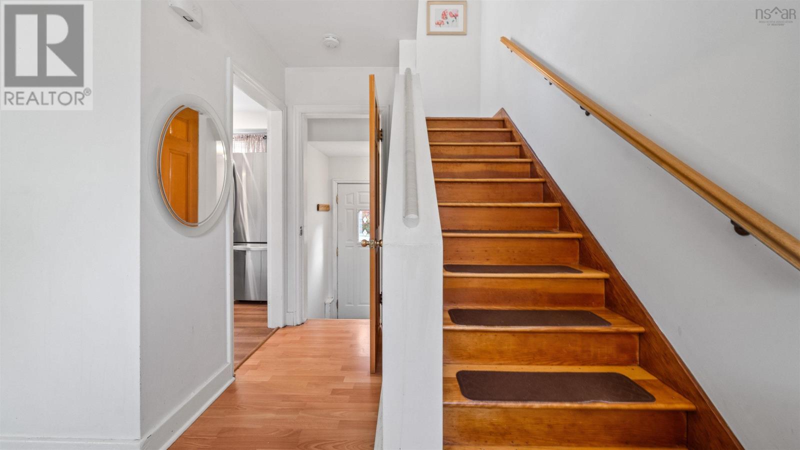 19 Highwood Street, Dartmouth, Nova Scotia  B2Y 3B9 - Photo 6 - 202626152