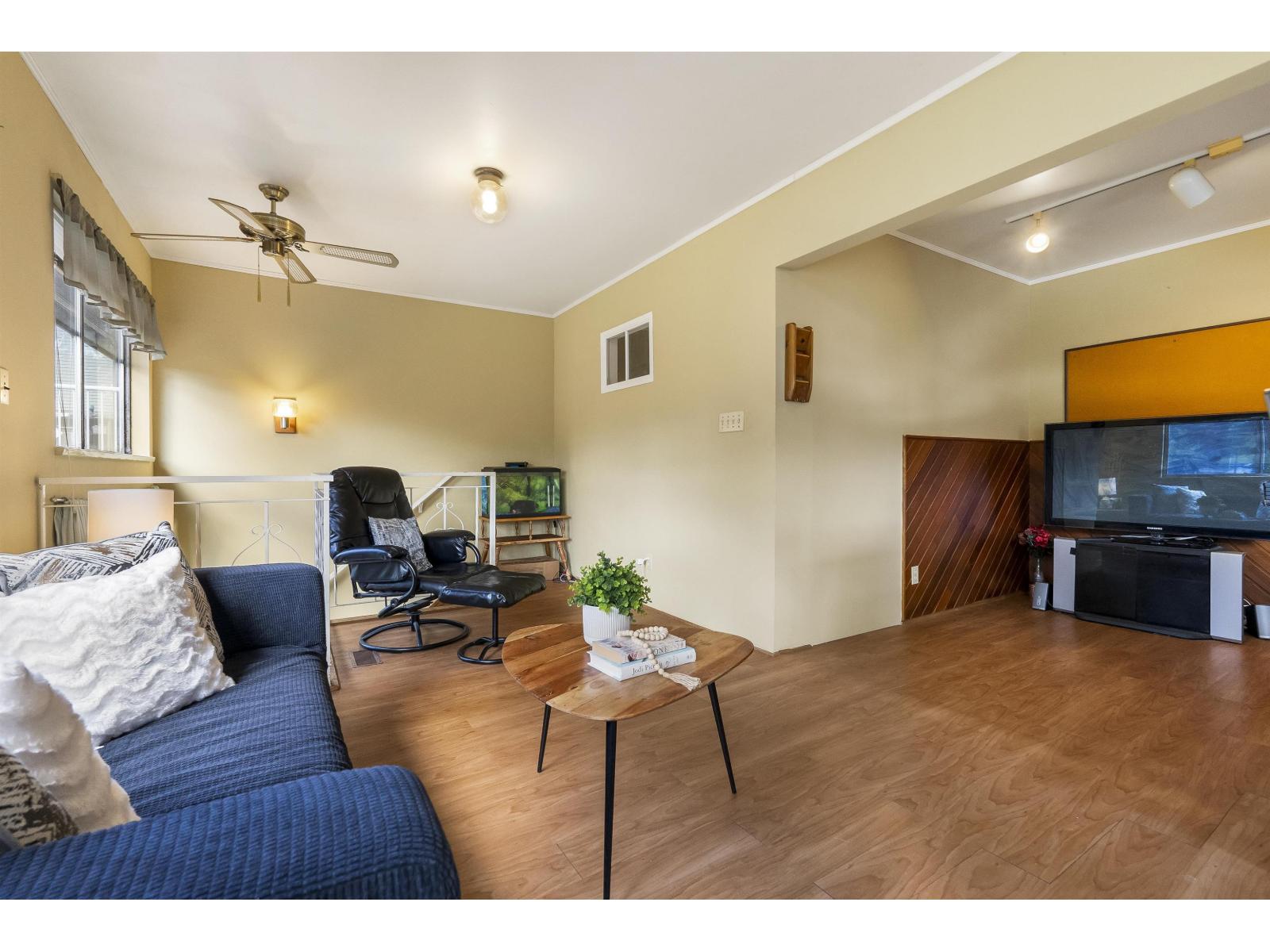 9141 Prince Charles Boulevard, Surrey, British Columbia  V3V 1S1 - Photo 4 - R3176187