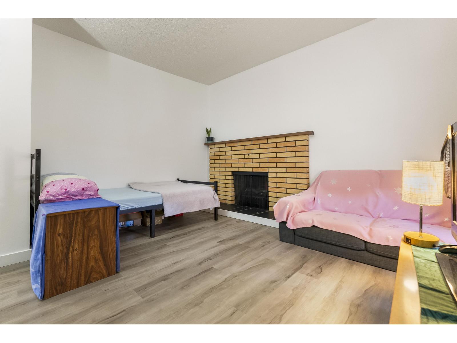 9141 Prince Charles Boulevard, Surrey, British Columbia  V3V 1S1 - Photo 21 - R3176187