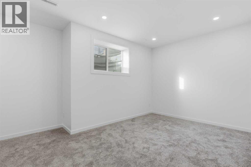 2, 466 Highlands Boulevard W, Lethbridge, Alberta  T1J 5K5 - Photo 29 - A2351243