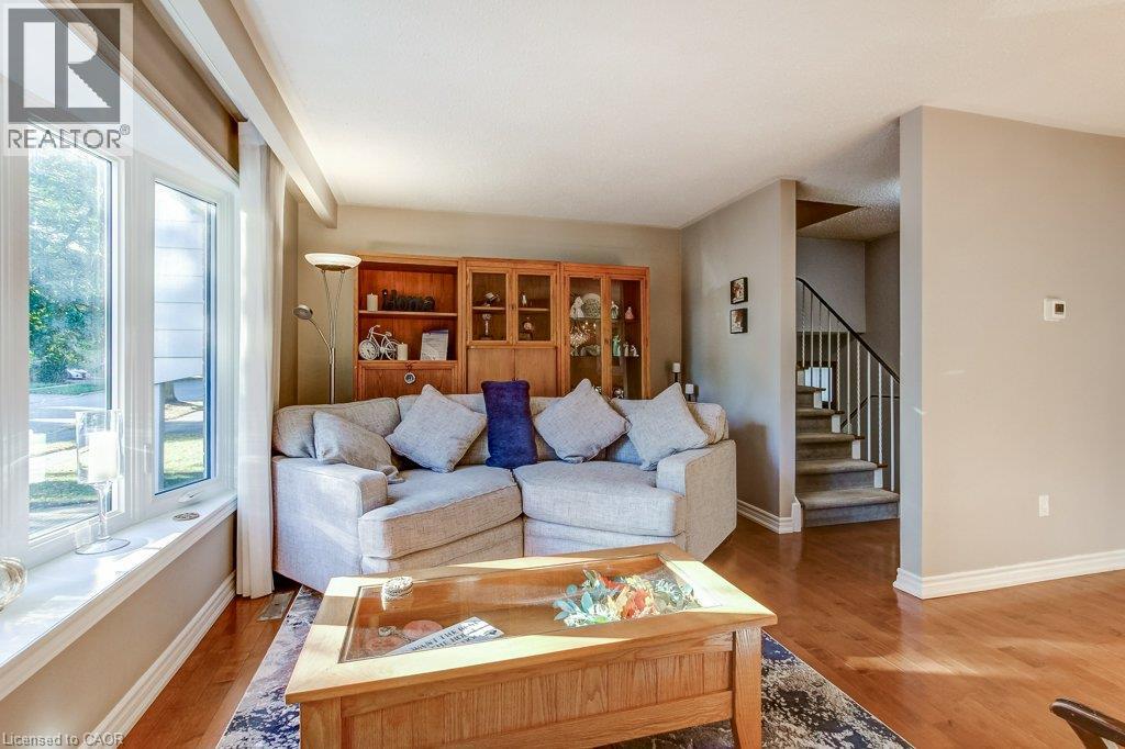 1485 Newlands Crescent, Burlington, Ontario  L7M 1N8 - Photo 12 - 40872334