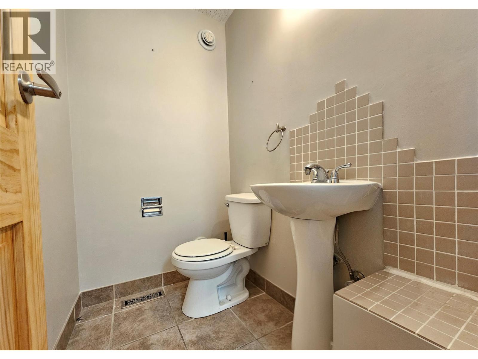 545 Lawrence Avenue Unit# B, Kelowna, British Columbia  V1Y 6L8 - Photo 10 - 10403615