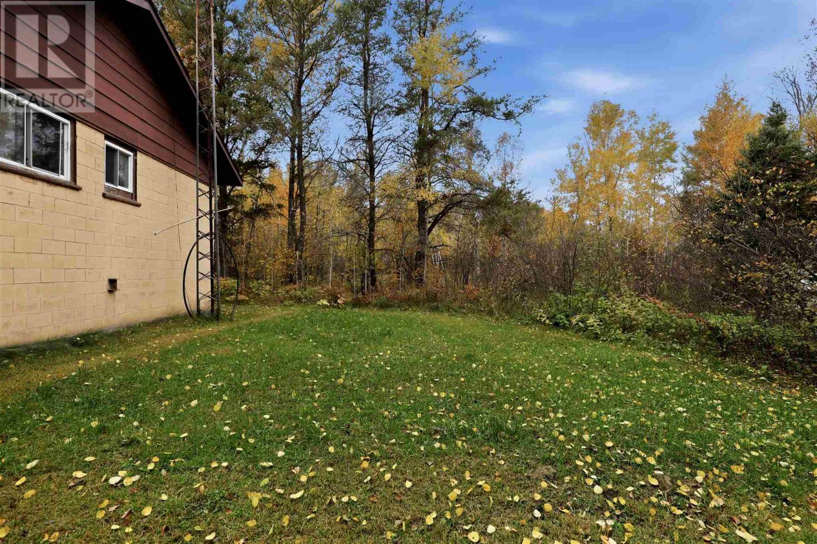 2594 Base Lin, Sault Ste. Marie, Ontario  P6A 5K6 - Photo 27 - SM262932