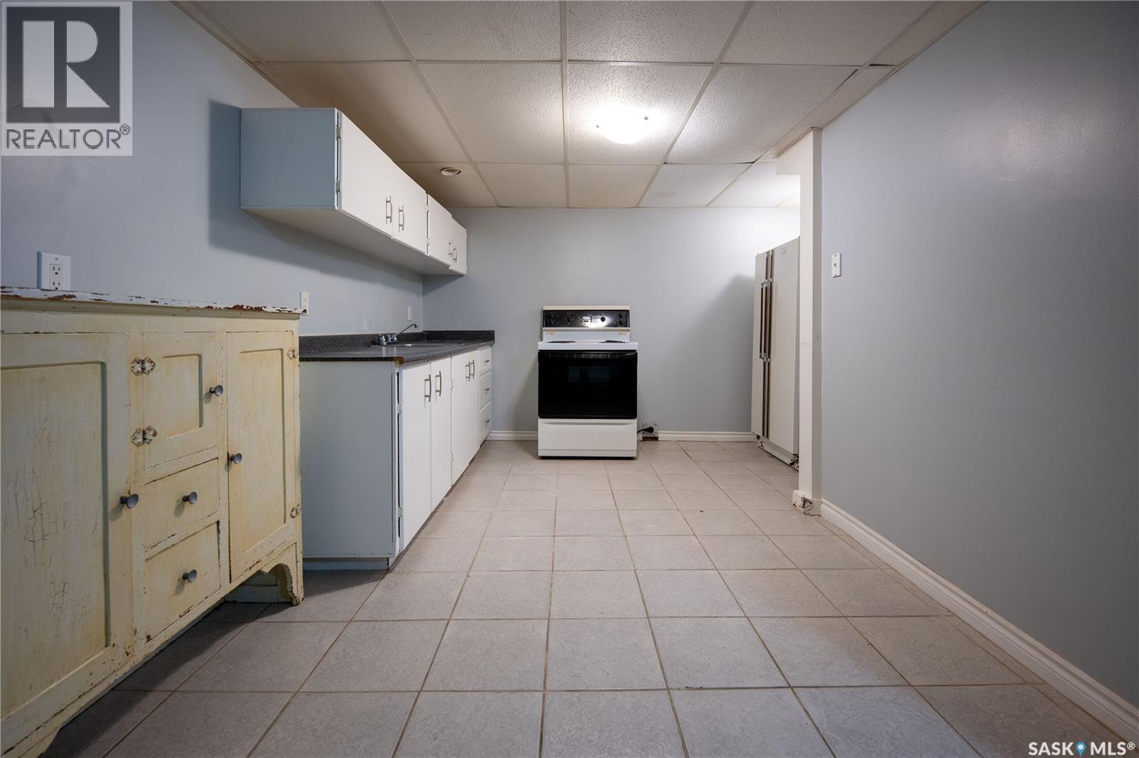 607 Q Avenue N, Saskatoon, Saskatchewan  S7L 2Y2 - Photo 21 - SK051504