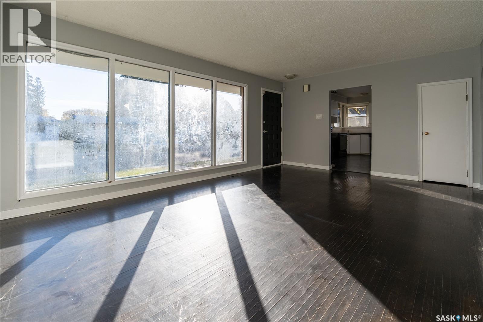 607 Q Avenue N, Saskatoon, Saskatchewan  S7L 2Y2 - Photo 9 - SK051504