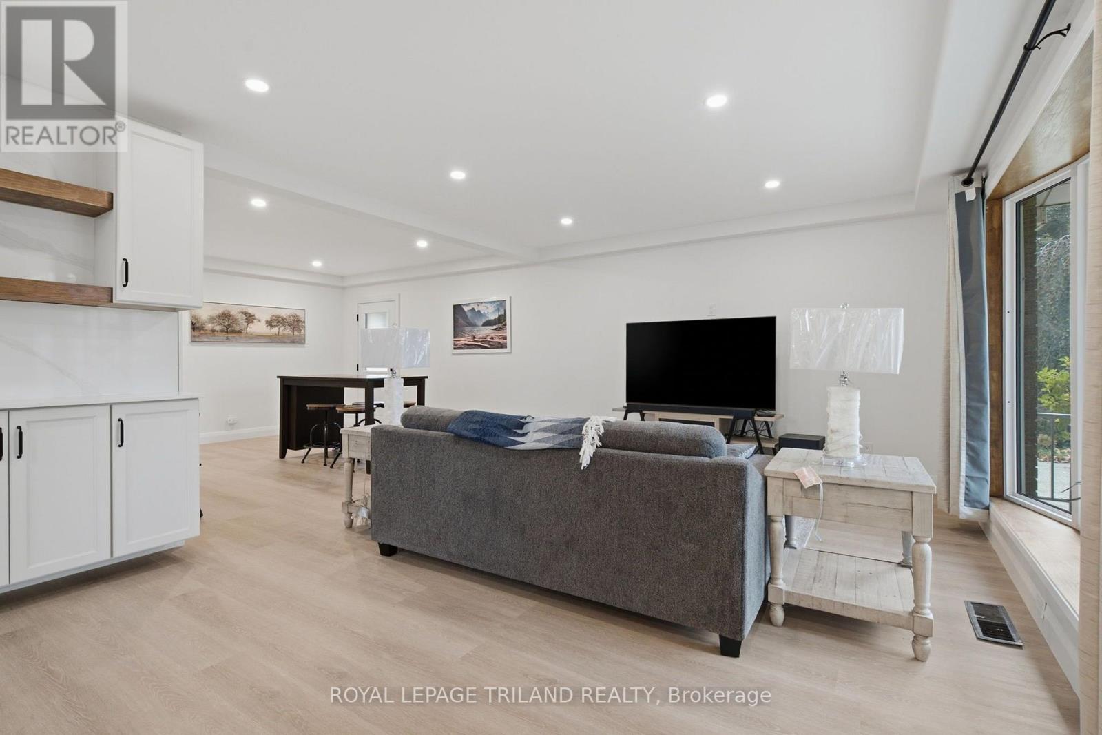 Upper - 27 Aldborough Avenue, St. Thomas, Ontario  N5R 4S8 - Photo 12 - X14097910