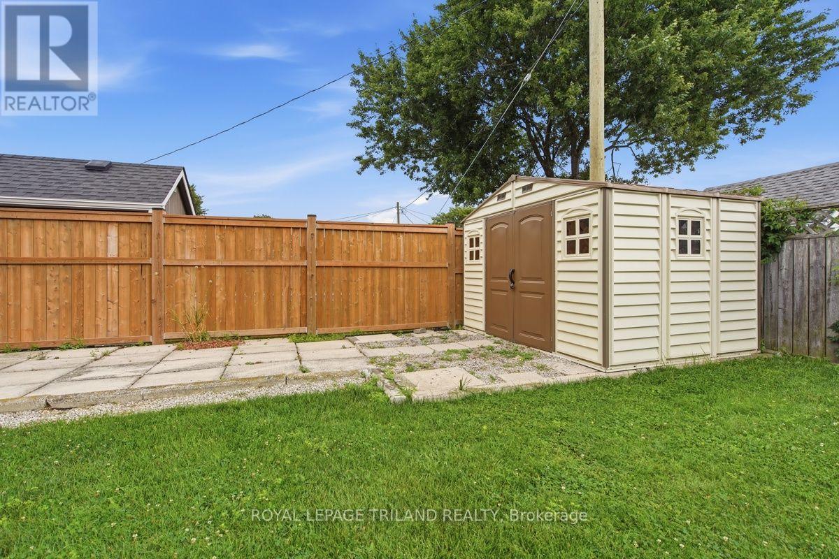 Upper - 27 Aldborough Avenue, St. Thomas, Ontario  N5R 4S8 - Photo 27 - X14097910