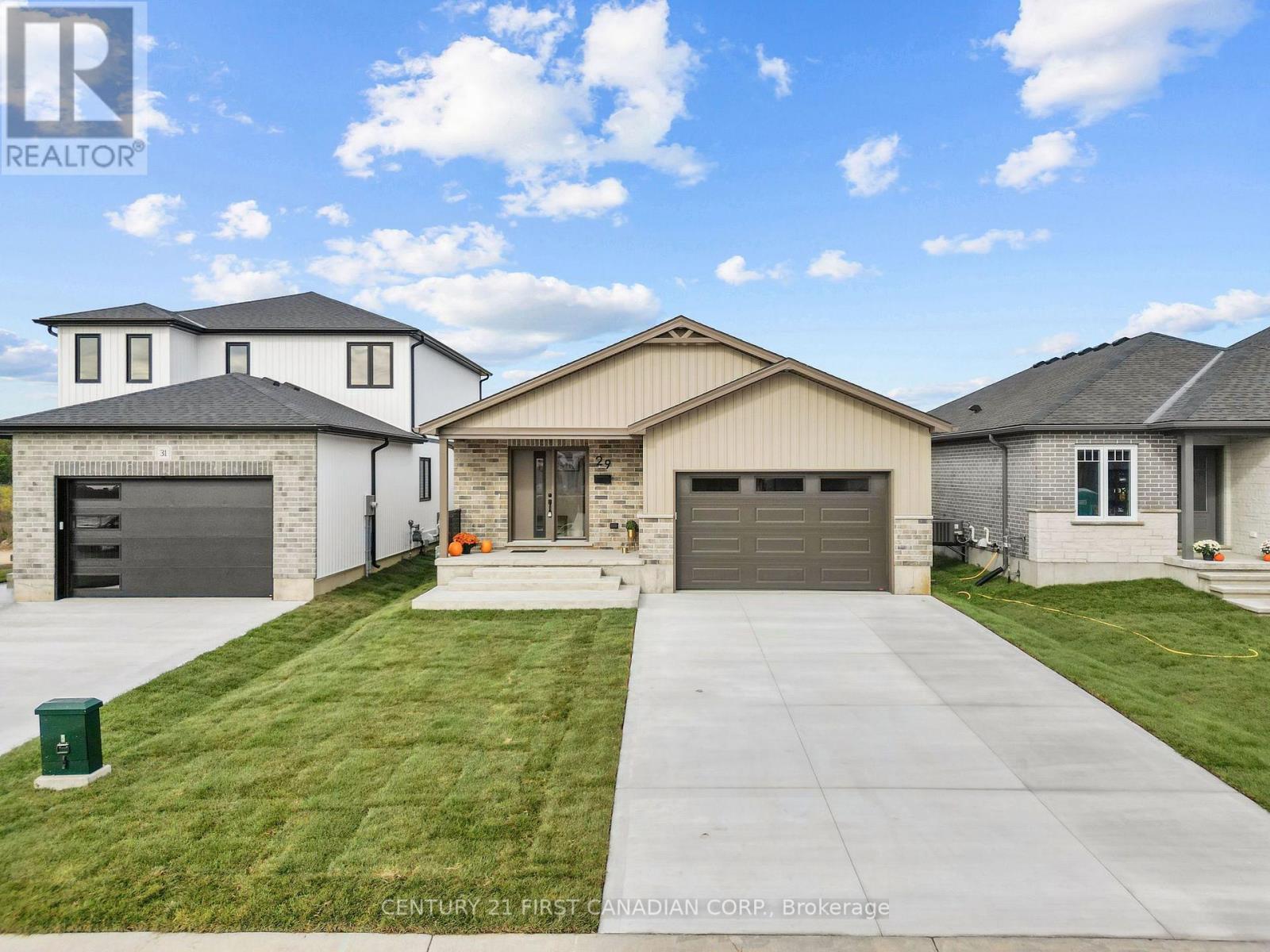 29 SHELDABREN STREET, North Middlesex, Ontario