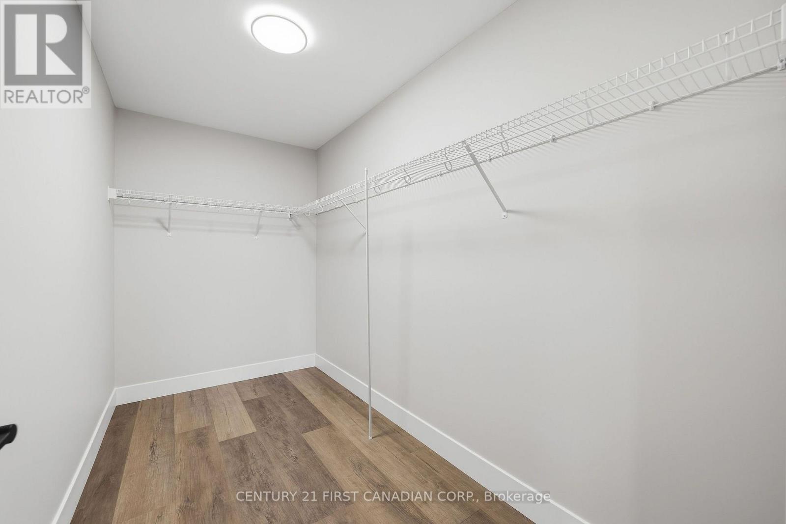 29 Sheldabren Street, North Middlesex, Ontario  N0M 1A0 - Photo 21 - X14098018