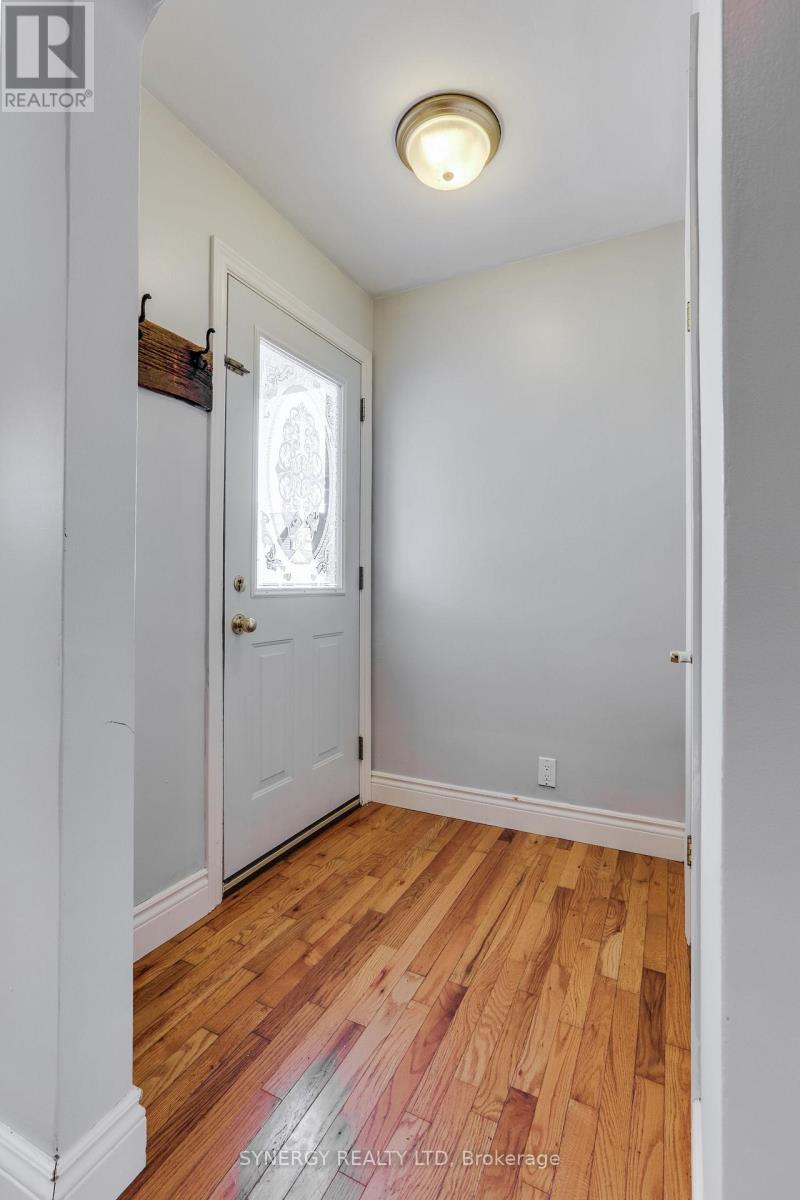 208 King Street, Southwest Middlesex, Ontario  N0L 1M0 - Photo 10 - X14098118
