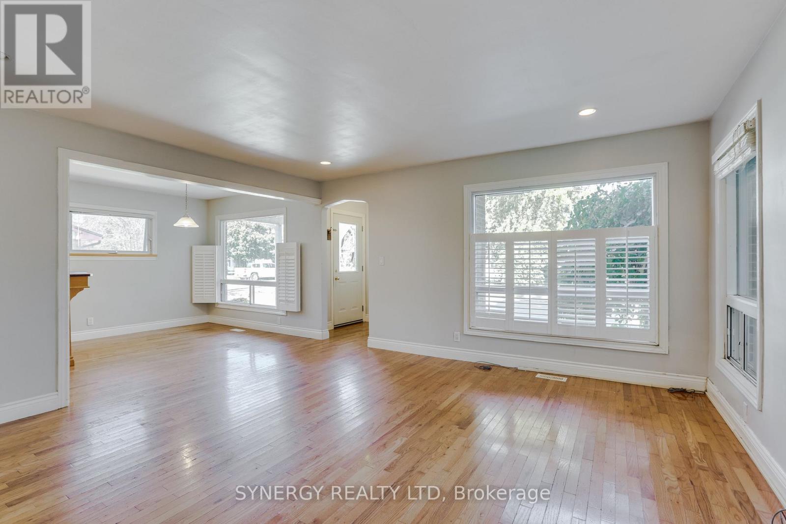 208 King Street, Southwest Middlesex, Ontario  N0L 1M0 - Photo 11 - X14098118