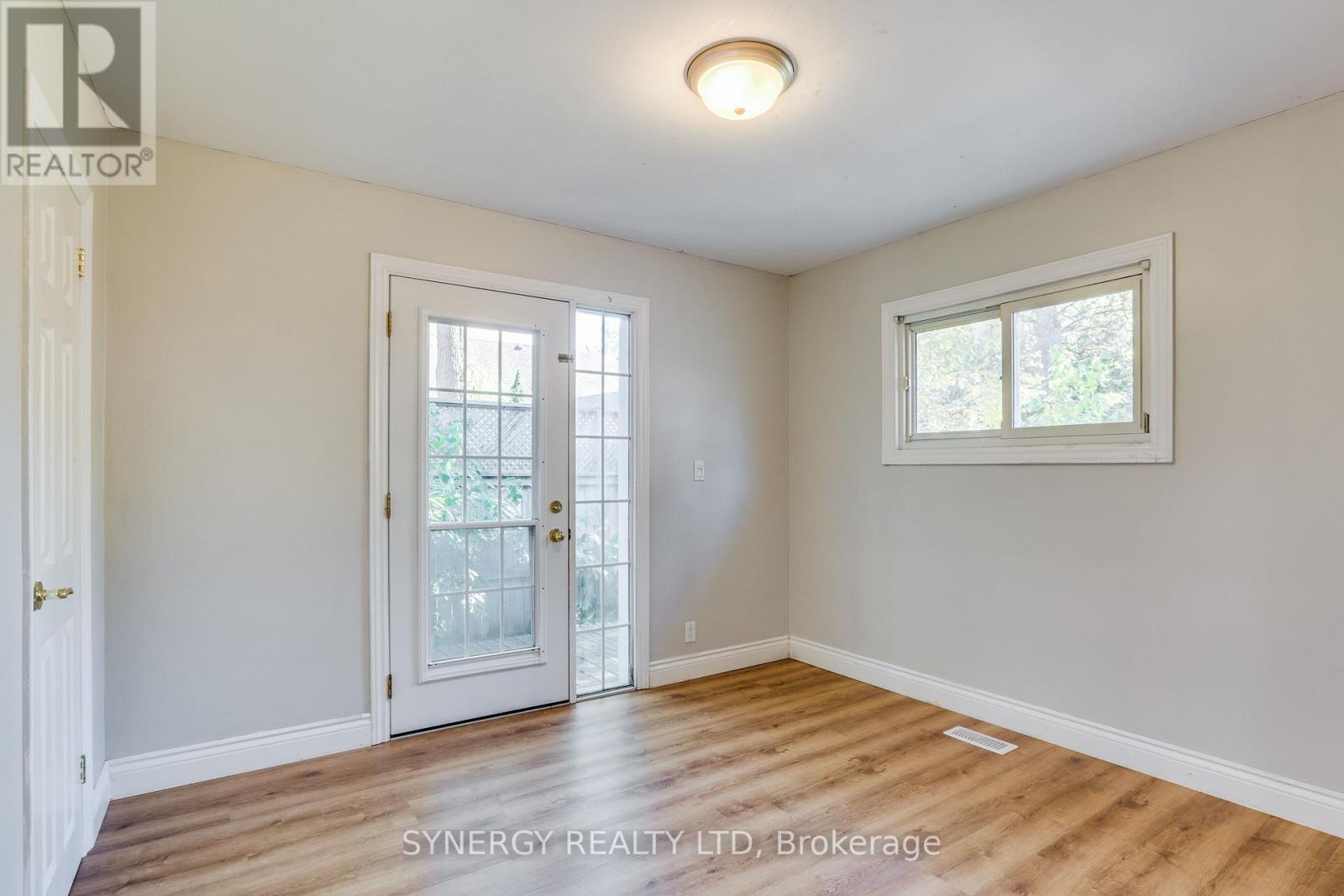 208 King Street, Southwest Middlesex, Ontario  N0L 1M0 - Photo 25 - X14098118