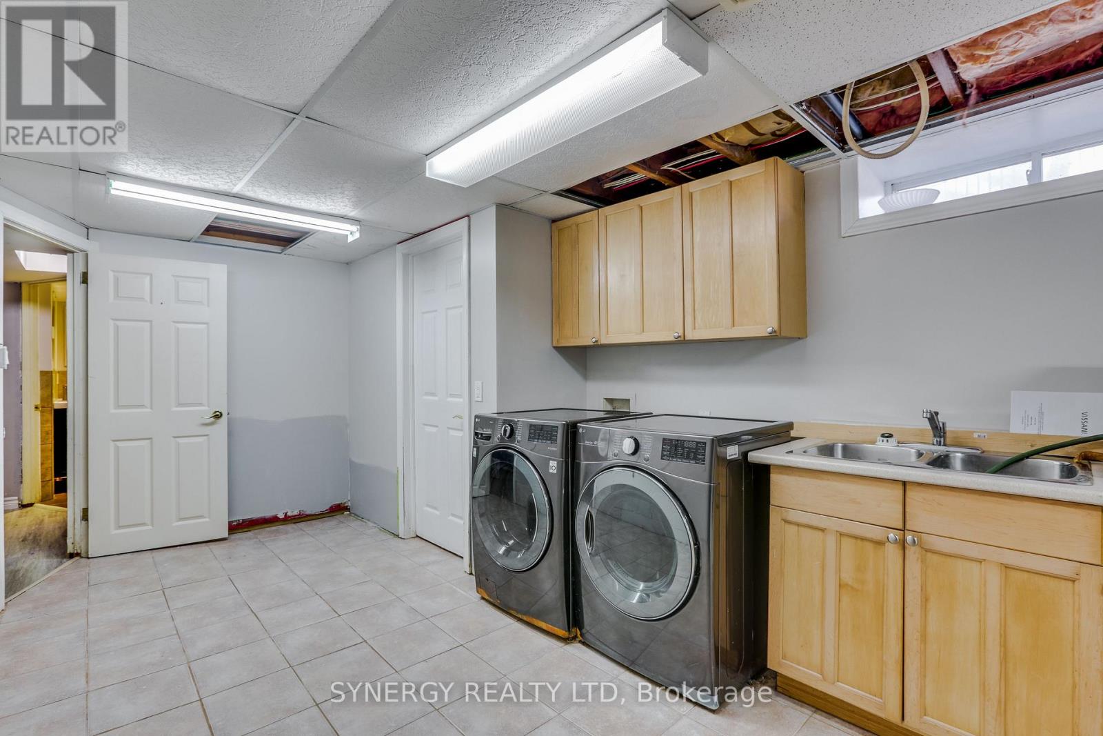 208 King Street, Southwest Middlesex, Ontario  N0L 1M0 - Photo 36 - X14098118