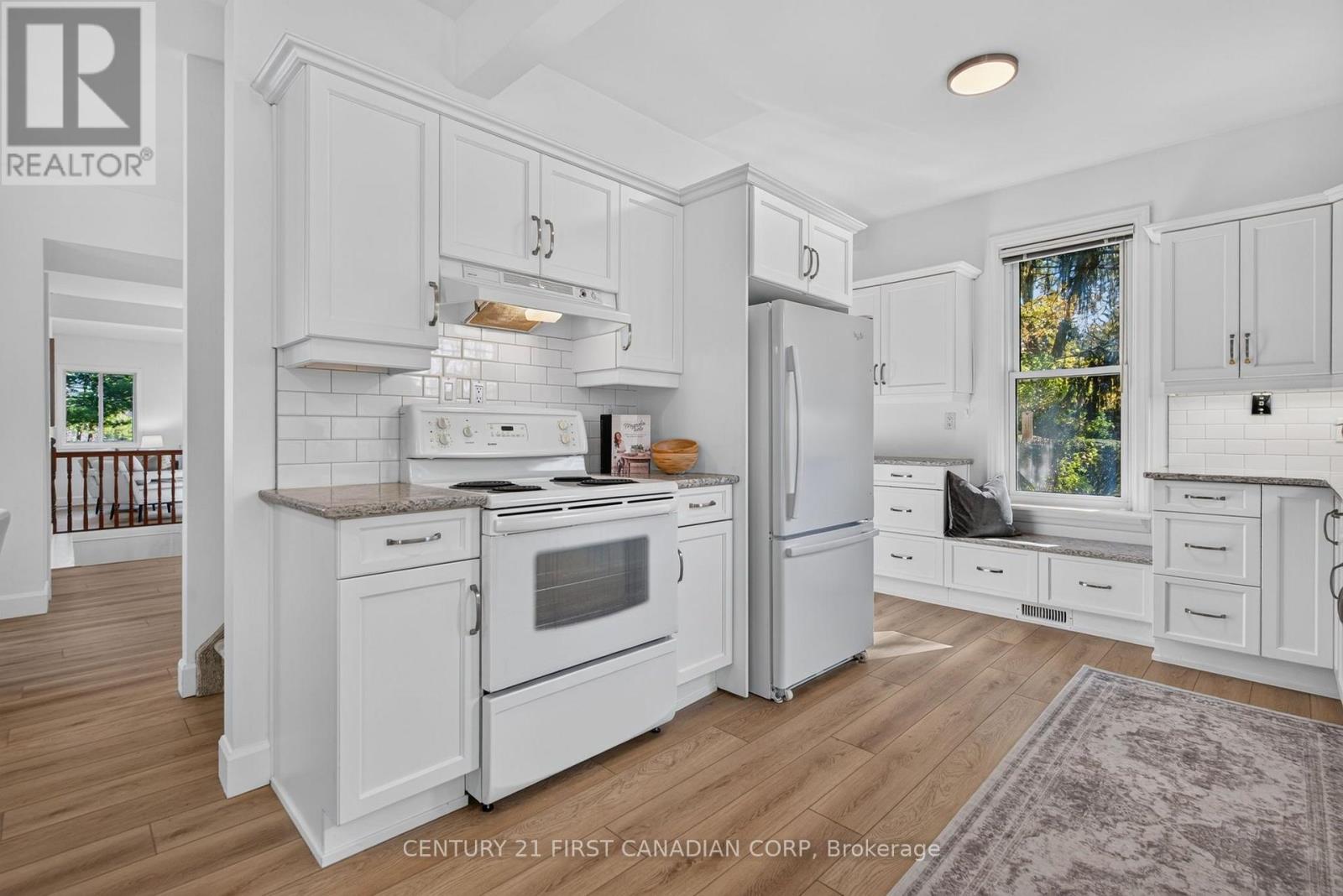 12 Charles Street, Middlesex Centre, Ontario  N0M 2A0 - Photo 10 - X14098140