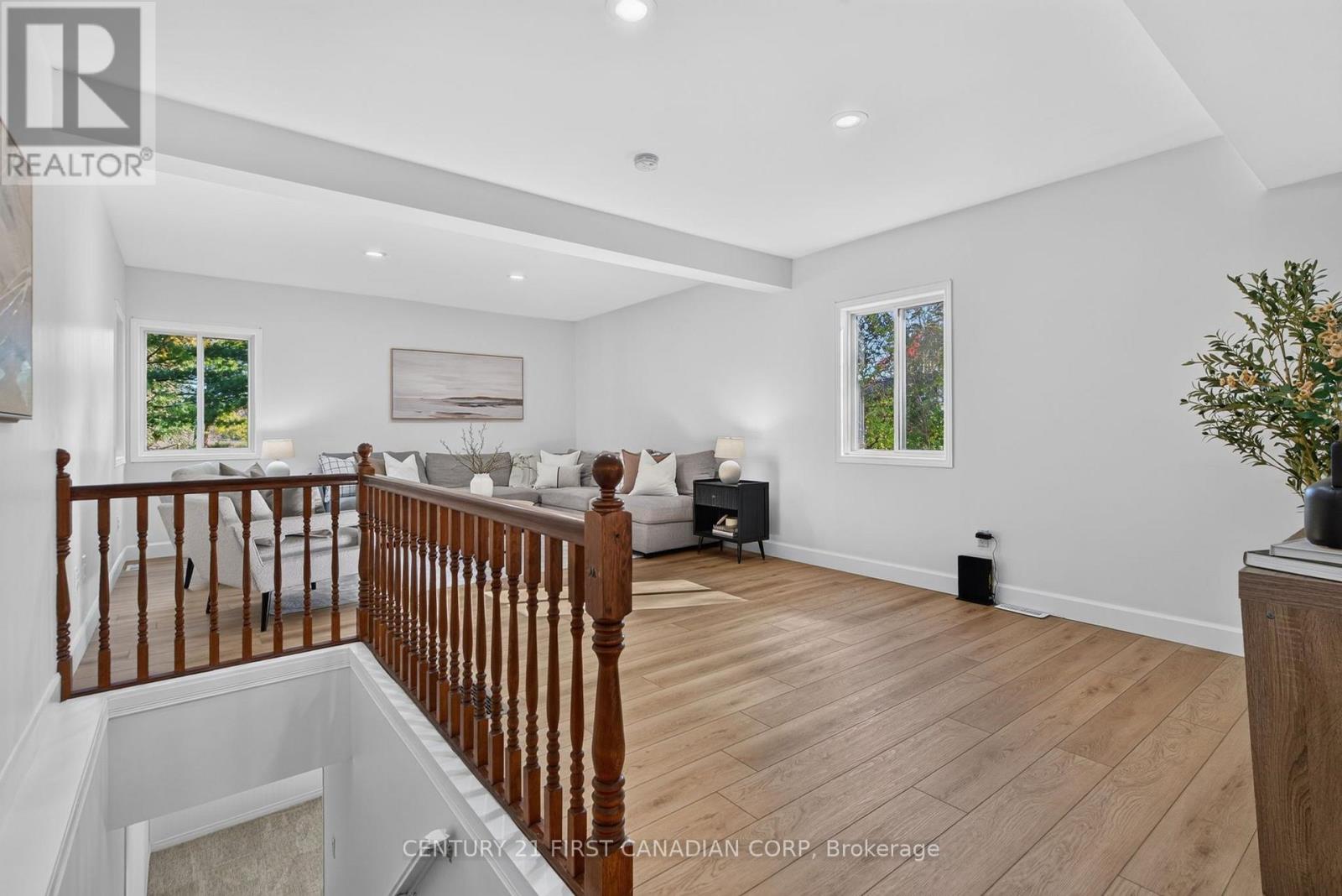 12 Charles Street, Middlesex Centre, Ontario  N0M 2A0 - Photo 15 - X14098140