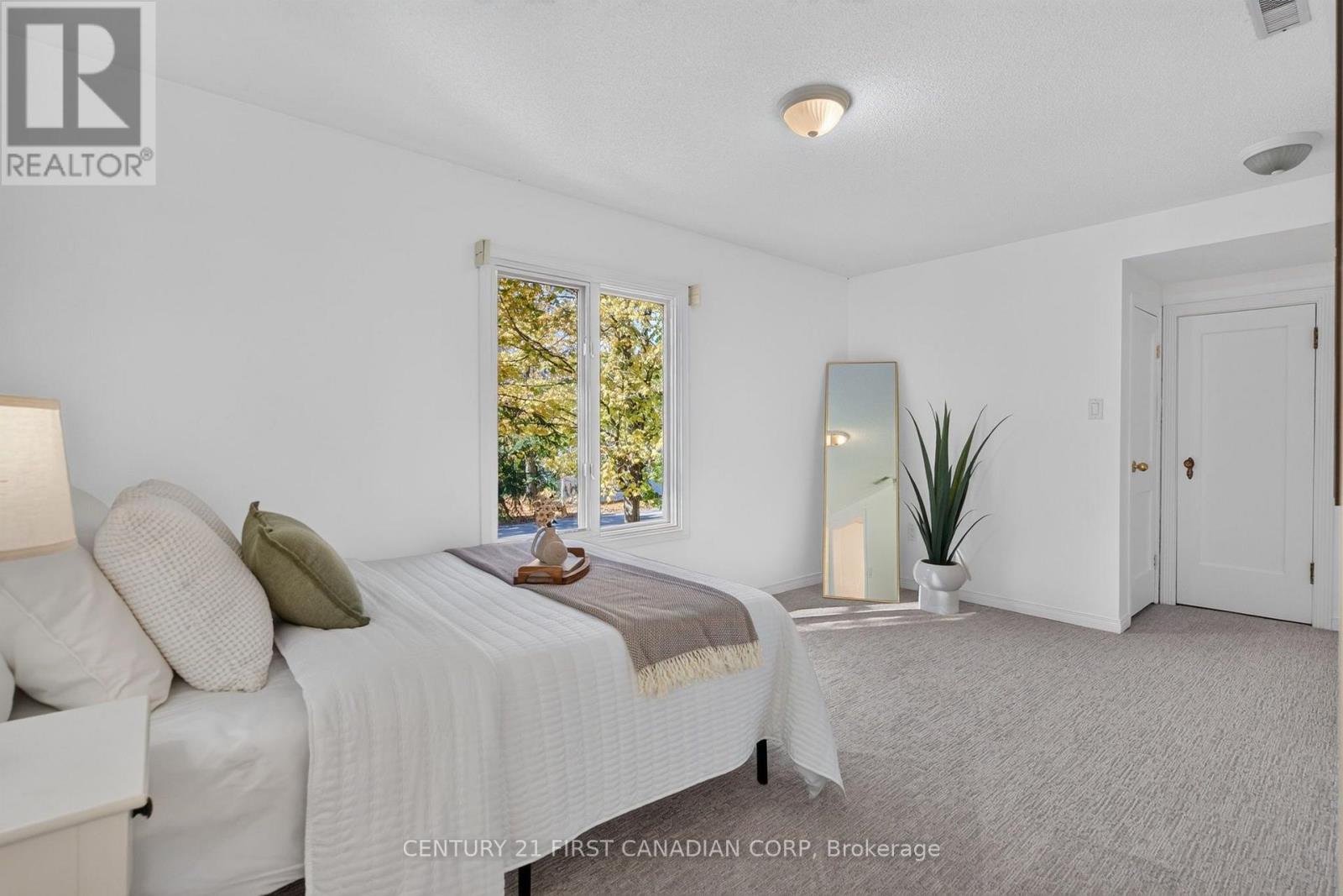 12 Charles Street, Middlesex Centre, Ontario  N0M 2A0 - Photo 19 - X14098140