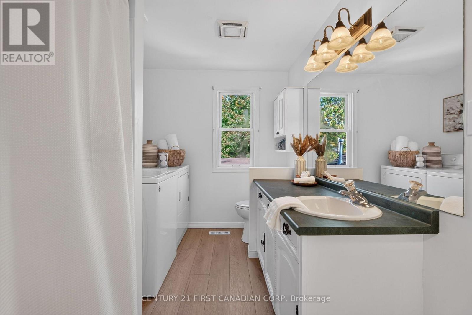 12 Charles Street, Middlesex Centre, Ontario  N0M 2A0 - Photo 25 - X14098140