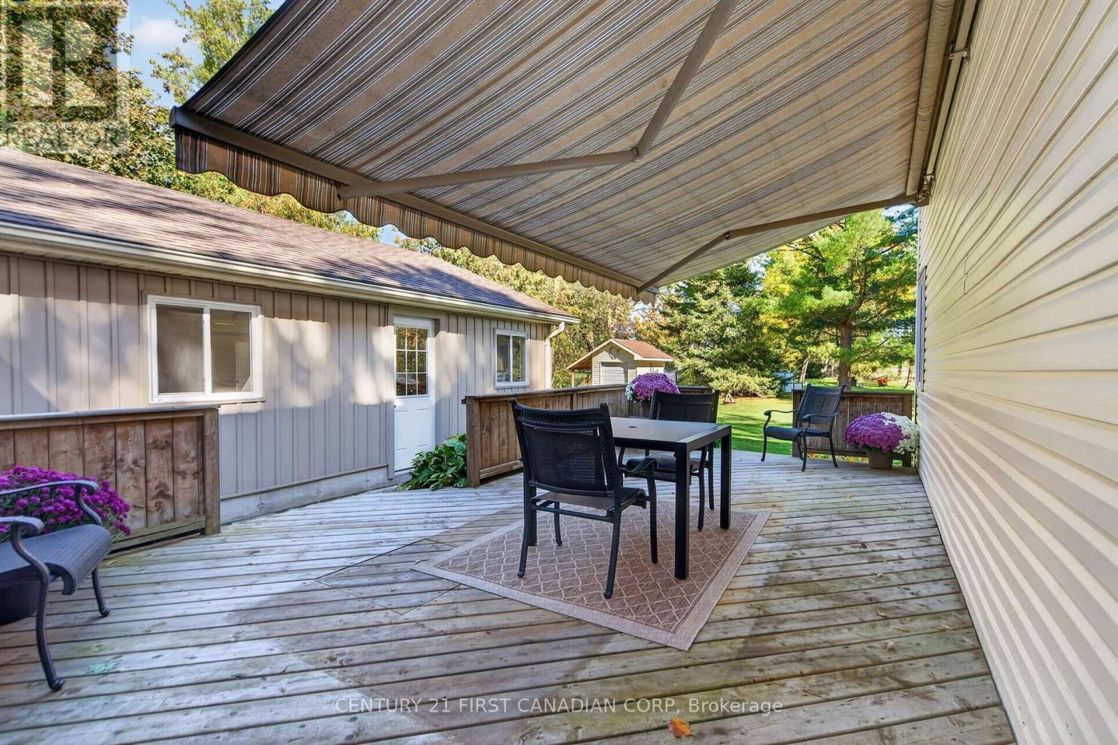 12 Charles Street, Middlesex Centre, Ontario  N0M 2A0 - Photo 33 - X14098140