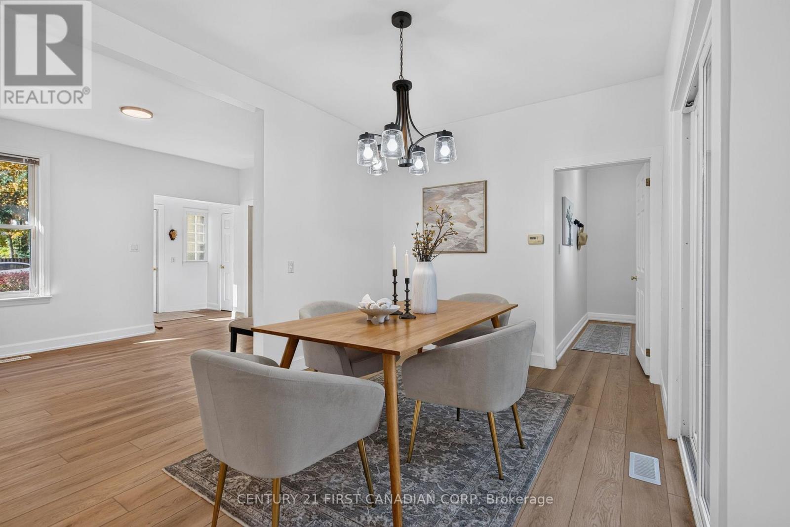 12 Charles Street, Middlesex Centre, Ontario  N0M 2A0 - Photo 4 - X14098140