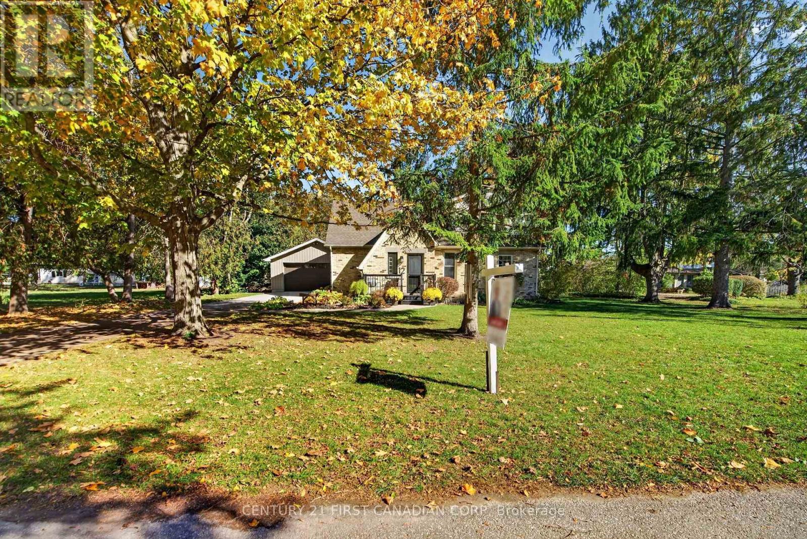 12 Charles Street, Middlesex Centre, Ontario  N0M 2A0 - Photo 41 - X14098140