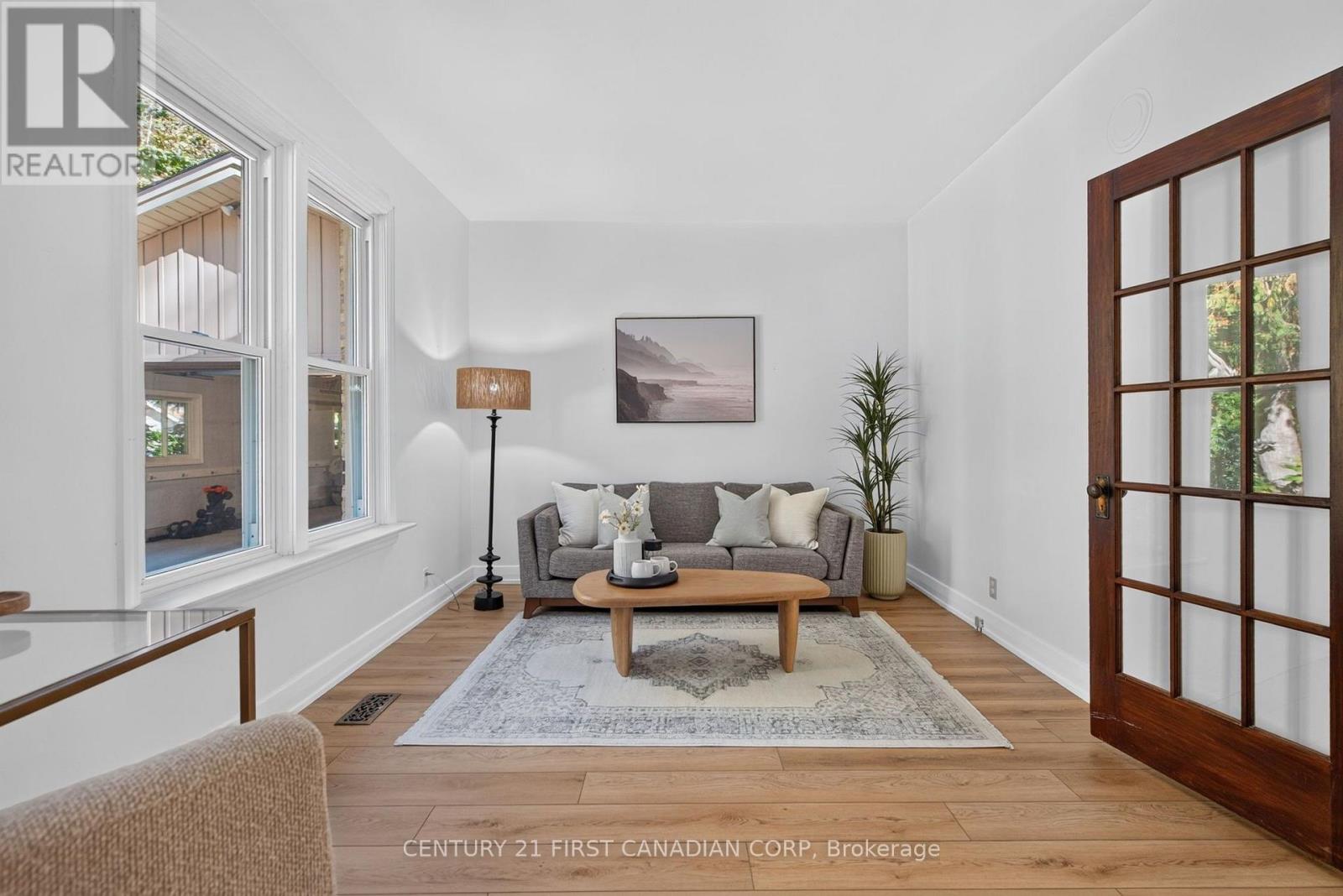 12 Charles Street, Middlesex Centre, Ontario  N0M 2A0 - Photo 8 - X14098140