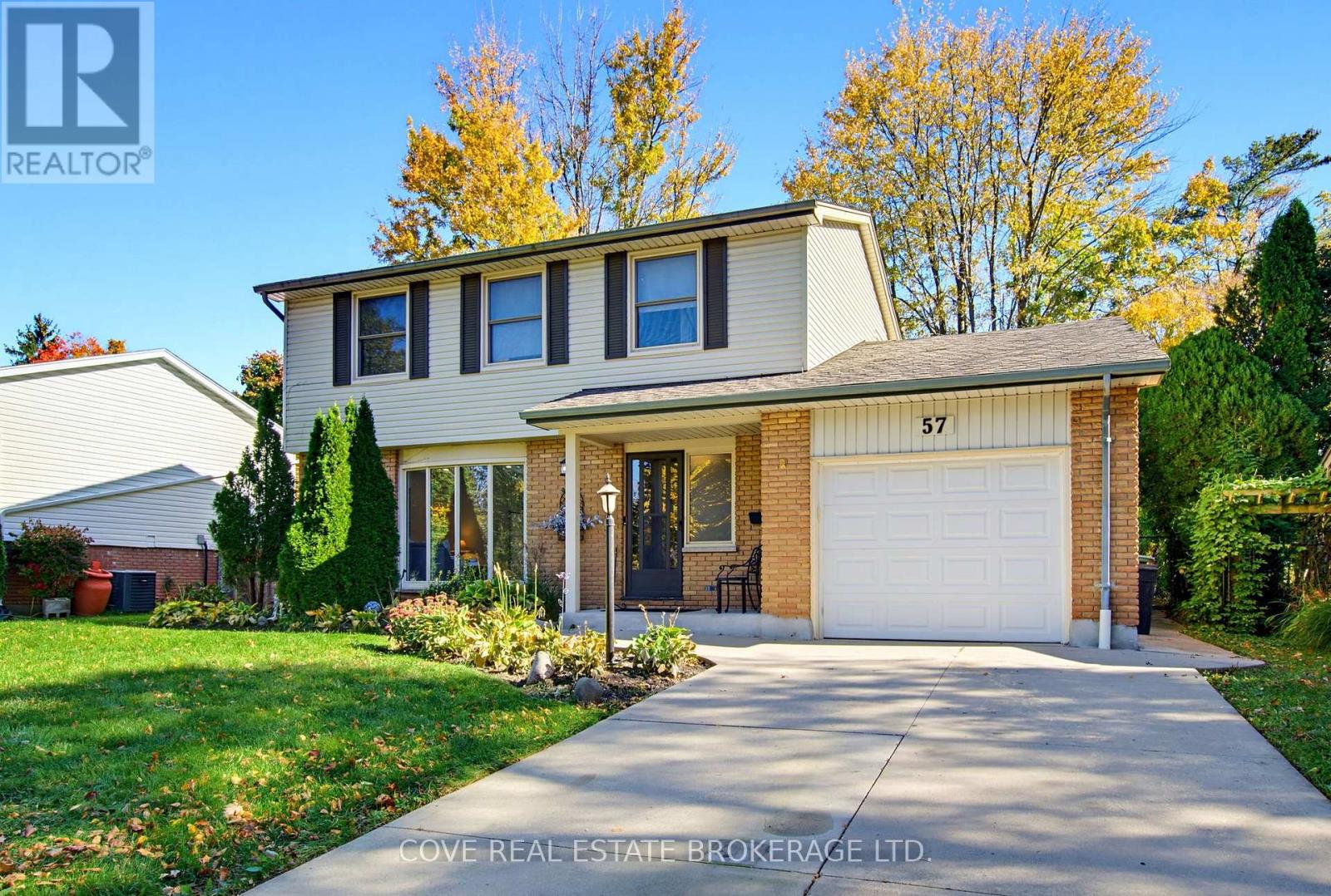 57 Lloyd Manor Crescent, London North, Ontario  N6H 3Z4 - Photo 2 - X14098174
