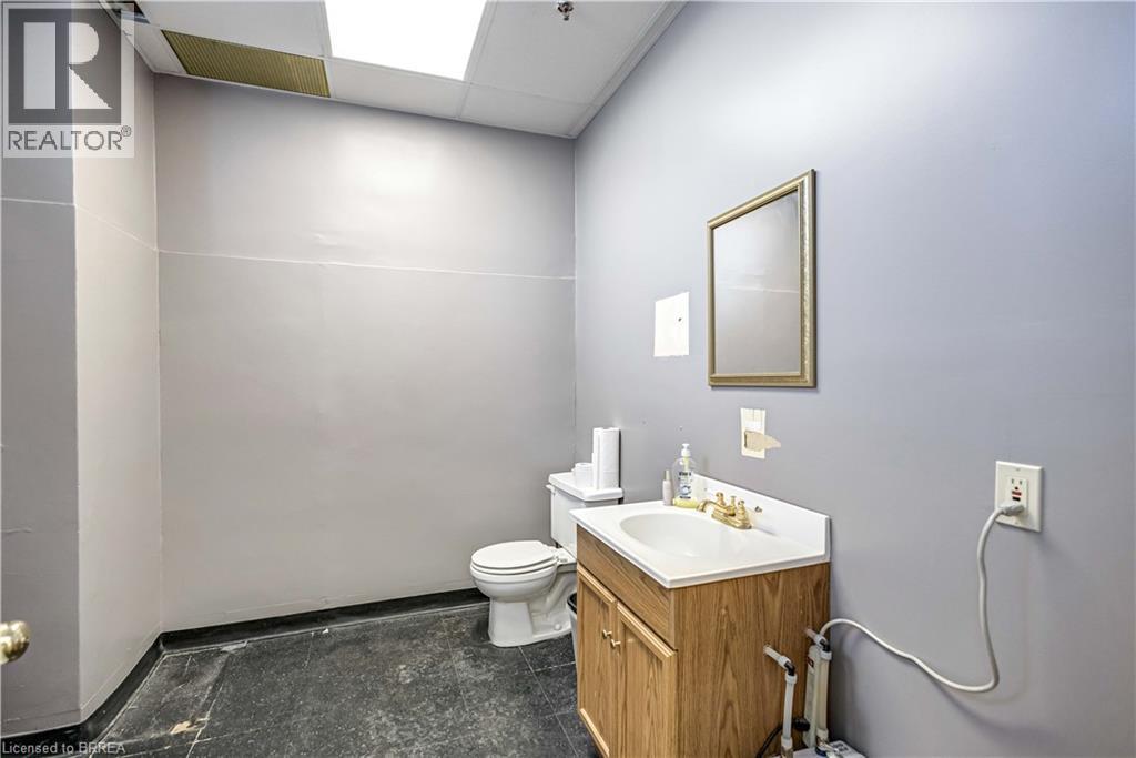 148 Mohawk Street Unit# D, Brantford, Ontario  N3S 7G5 - Photo 14 - 40801020