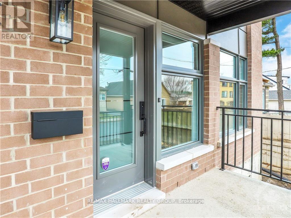 314 Mona Avenue, Ottawa, Ontario  K1L 7A2 - Photo 3 - X14097968
