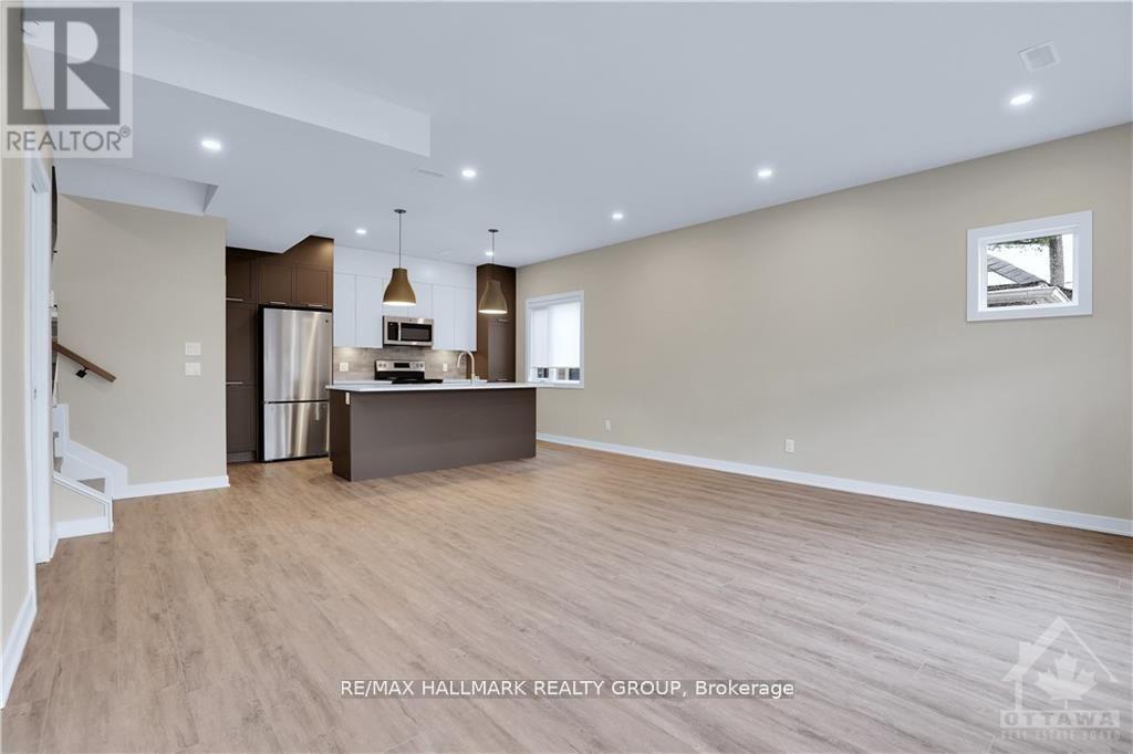 314 Mona Avenue, Ottawa, Ontario  K1L 7A2 - Photo 4 - X14097968