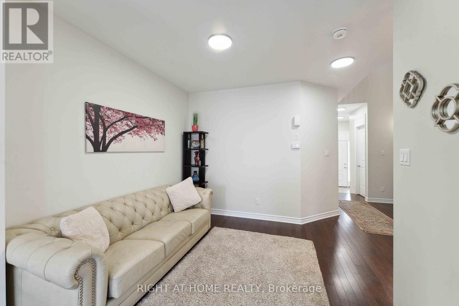 819 Miikana Road, Ottawa, Ontario  K1X 0G5 - Photo 10 - X14097998
