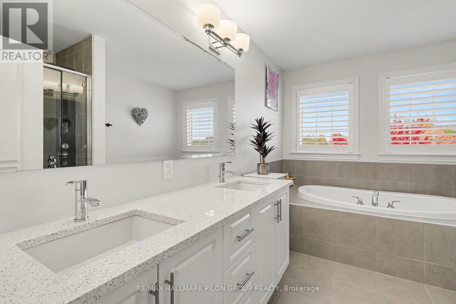 557 Silverbell Crescent, Ottawa, Ontario  K1T 0N9 - Photo 15 - X14098008