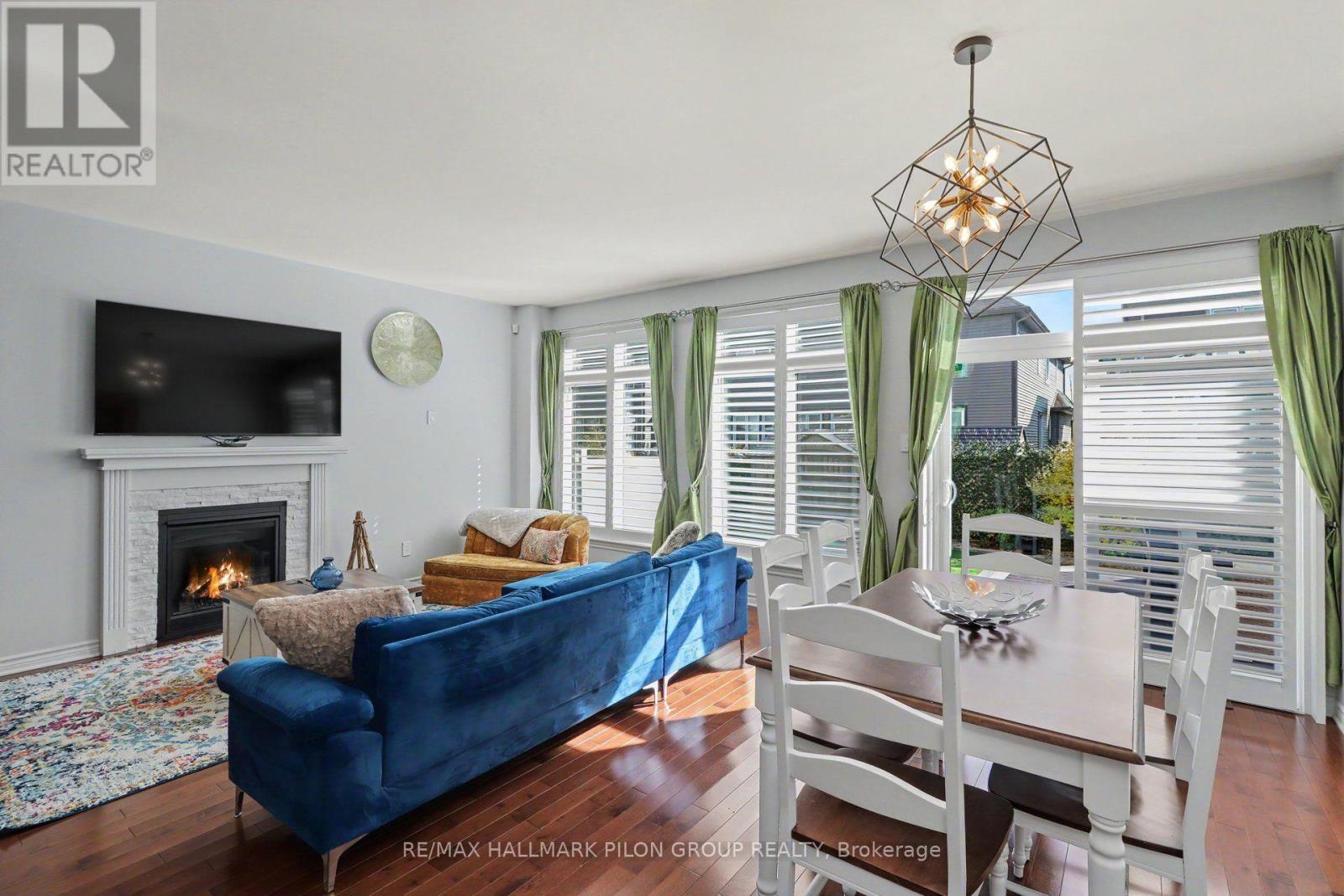 557 Silverbell Crescent, Ottawa, Ontario  K1T 0N9 - Photo 8 - X14098008