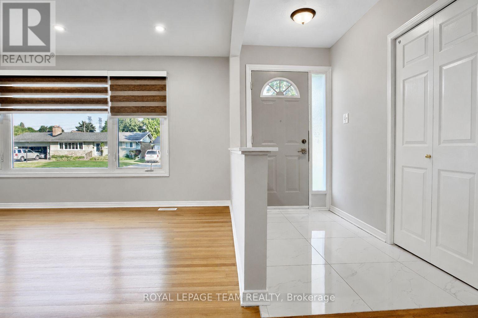 31 Pritchard Drive, Ottawa, Ontario  K2G 1B2 - Photo 2 - X14098108