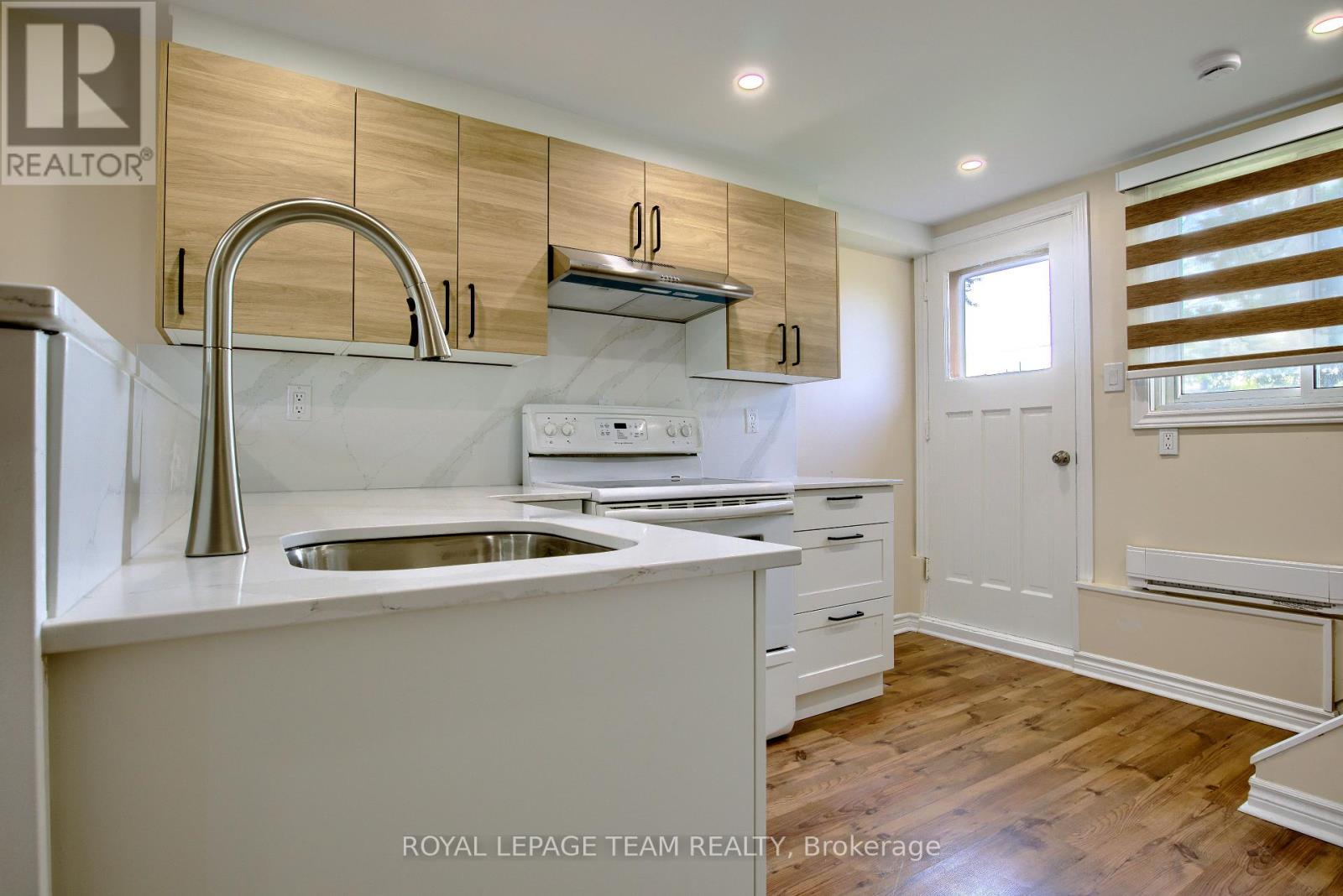 B - 31 Pritchard Drive, Ottawa, Ontario  K2G 1B2 - Photo 4 - X14098130