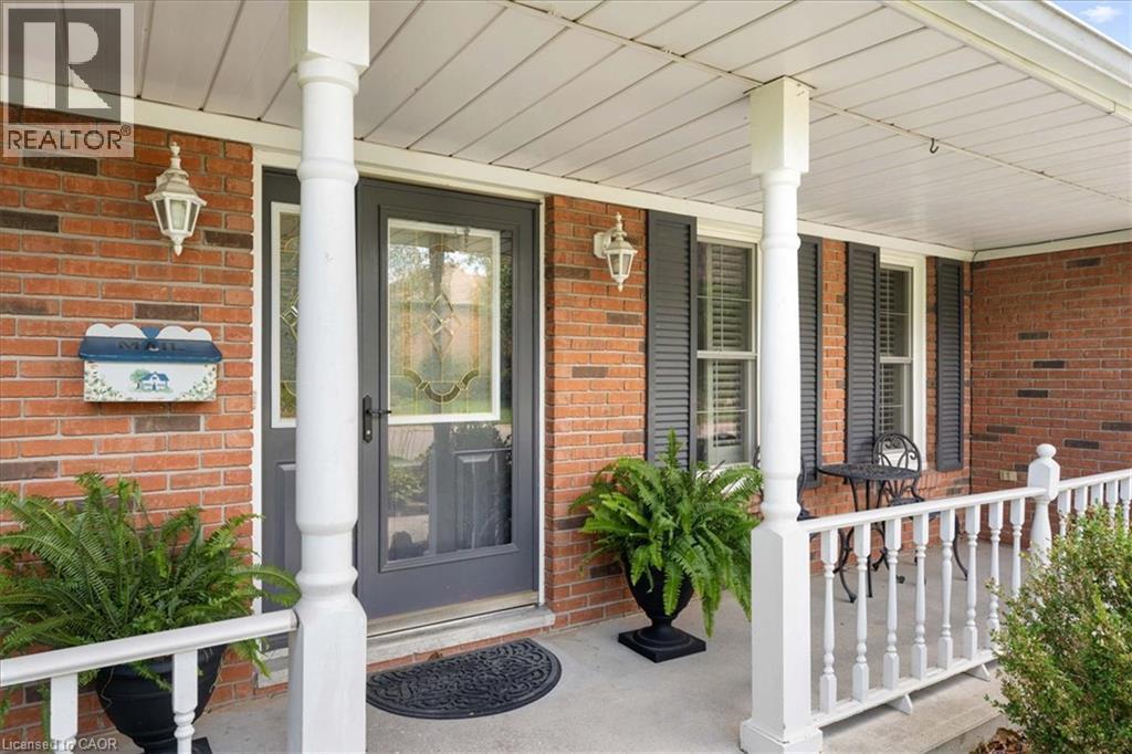260 Cornwallis Road, Ancaster, Ontario  L9G 3Y8 - Photo 2 - 40872657