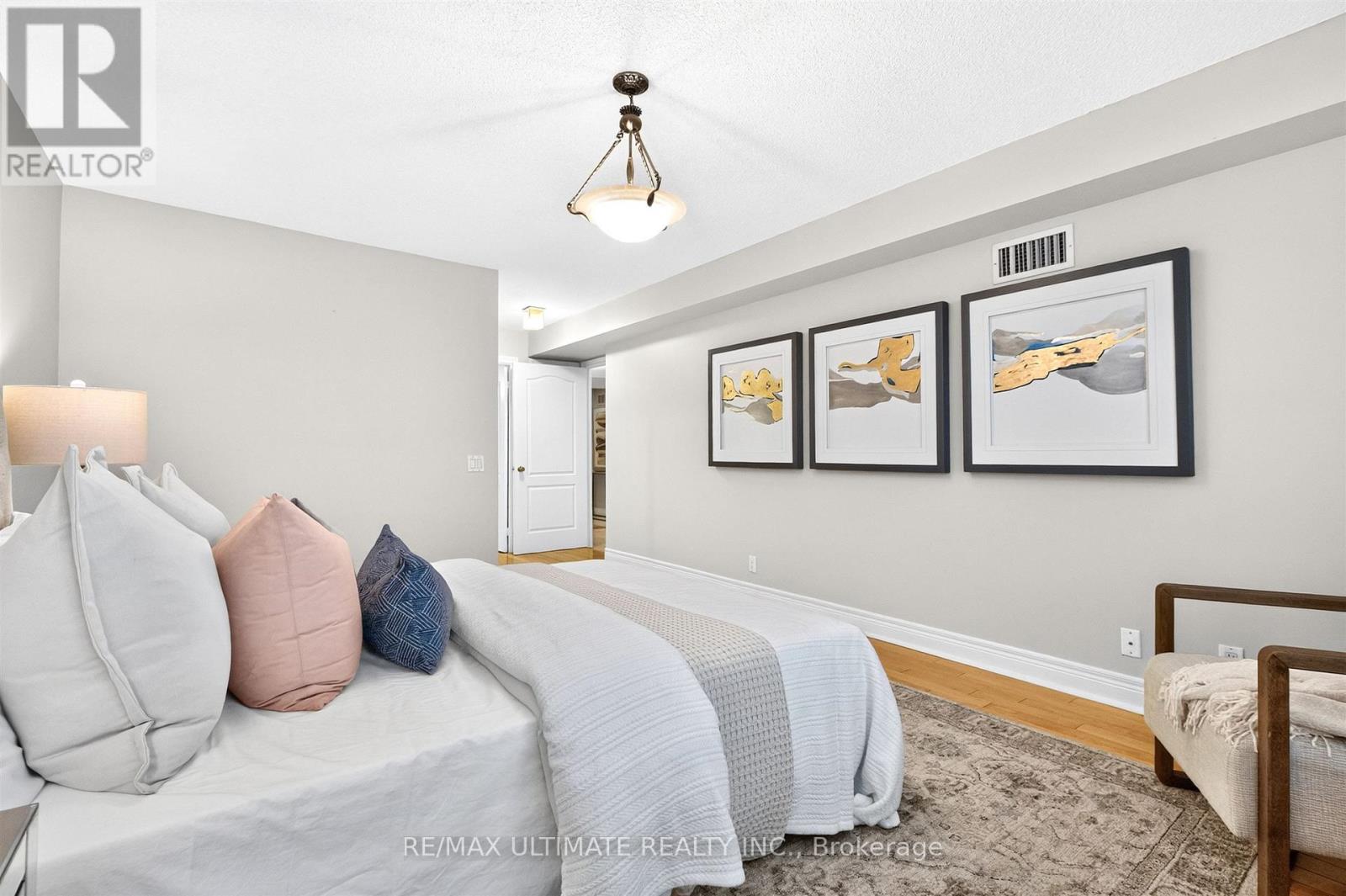1605 - 265 Ridley Boulevard, Toronto (Bedford Park-Nortown), Ontario  M5M 4N8 - Photo 21 - C14098076