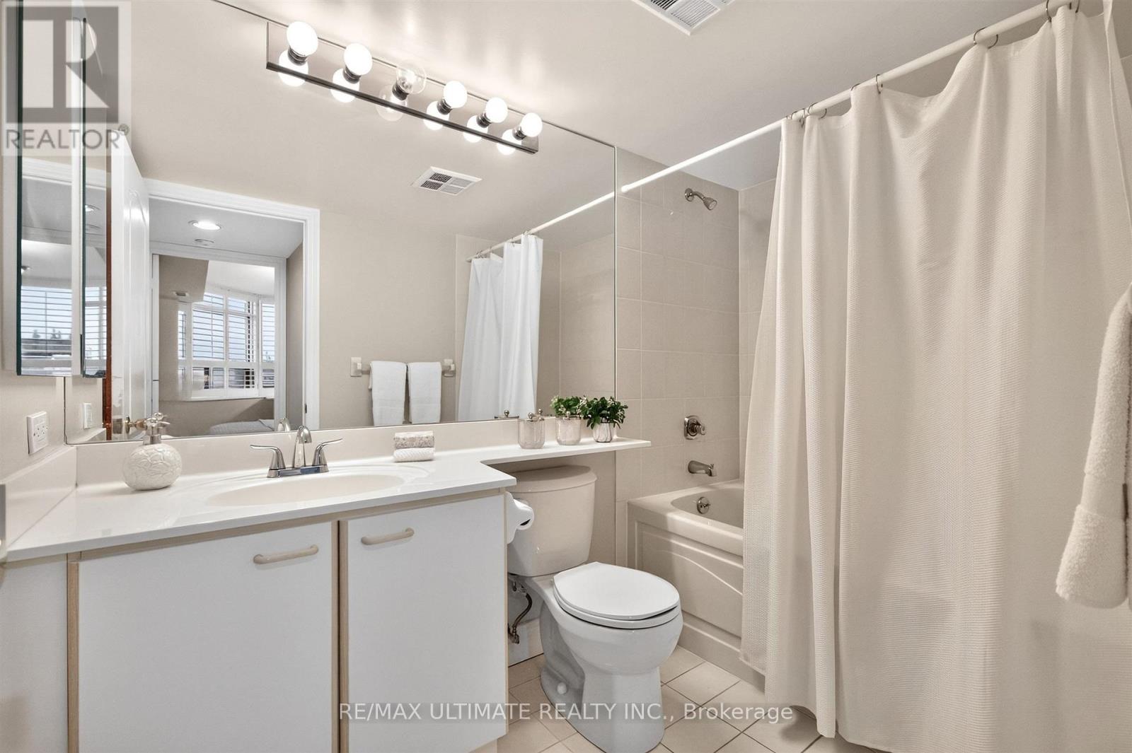 1605 - 265 Ridley Boulevard, Toronto (Bedford Park-Nortown), Ontario  M5M 4N8 - Photo 27 - C14098076