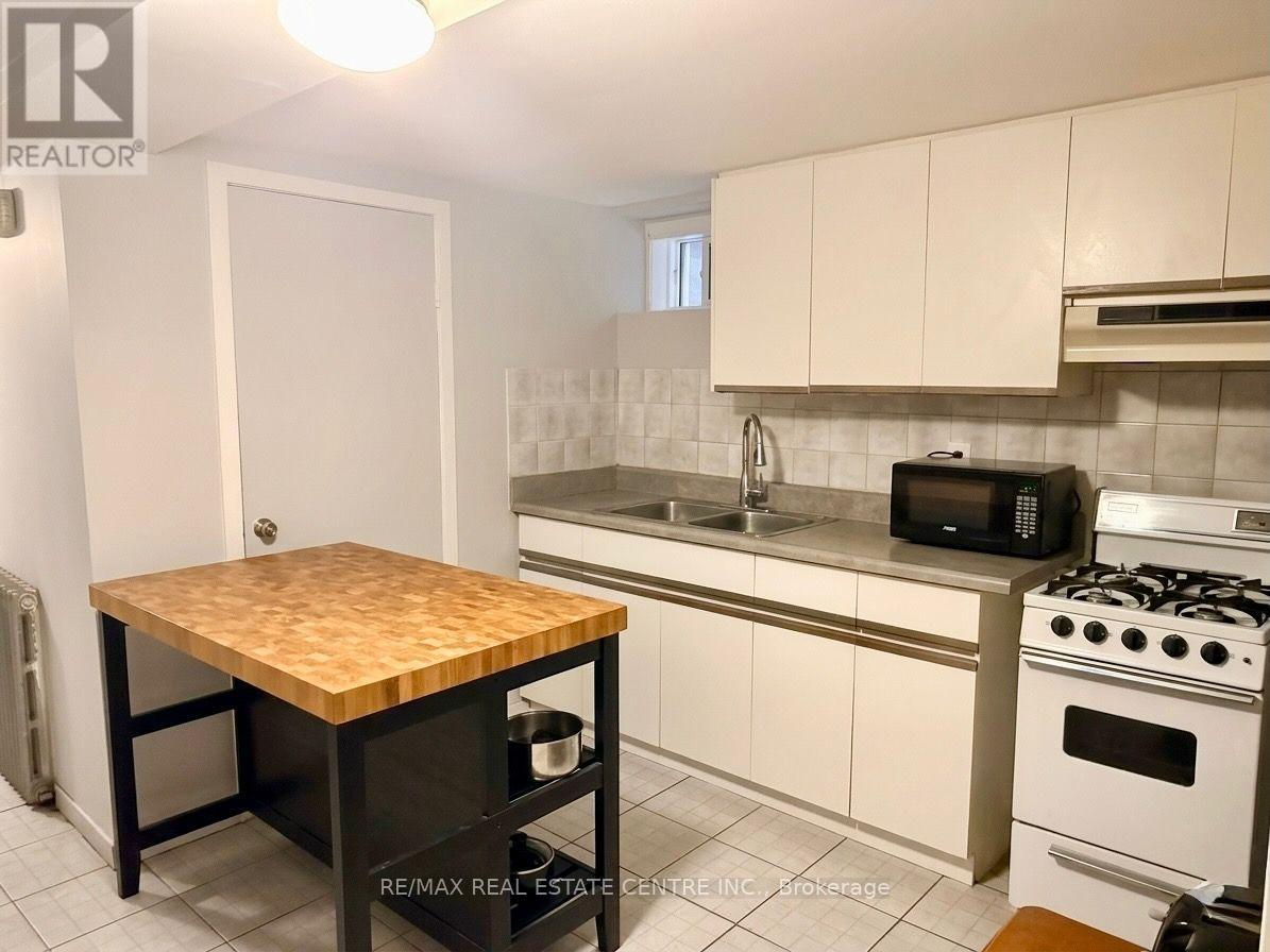 200 Roxton Road, Toronto (Trinity-Bellwoods), Ontario  M6J 2Y5 - Photo 15 - C14098084