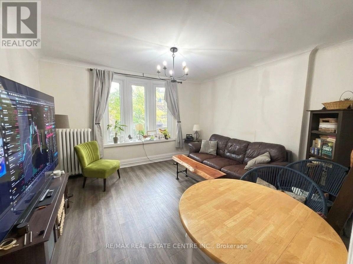 200 Roxton Road, Toronto (Trinity-Bellwoods), Ontario  M6J 2Y5 - Photo 5 - C14098084