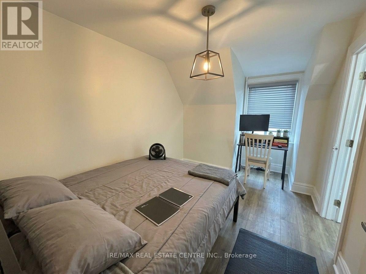 200 Roxton Road, Toronto (Trinity-Bellwoods), Ontario  M6J 2Y5 - Photo 6 - C14098084