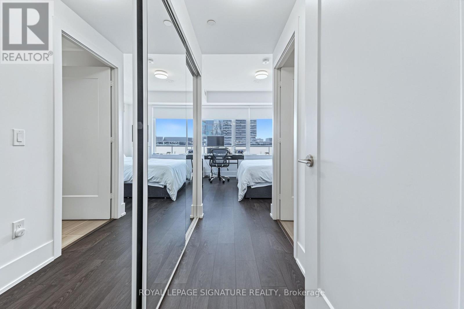 915 - 480 Front Street W, Toronto (Waterfront Communities), Ontario  M5V 0V5 - Photo 4 - C14098088