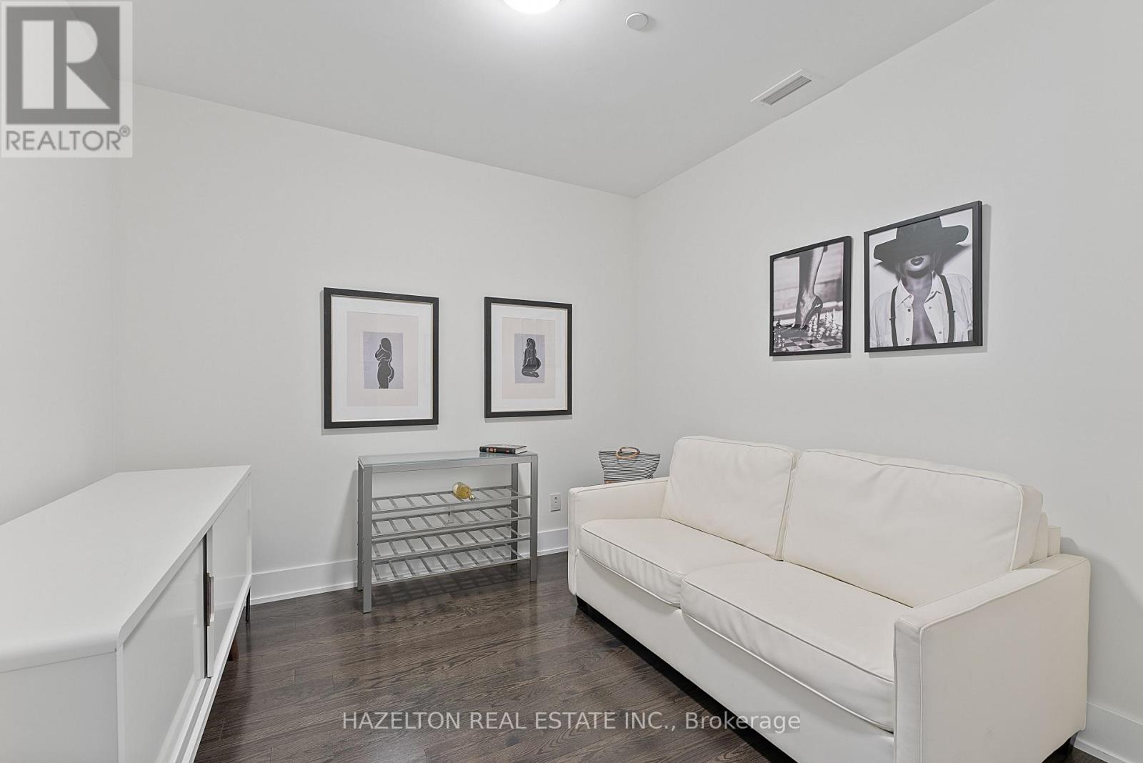 211 - 170 AVENUE ROAD