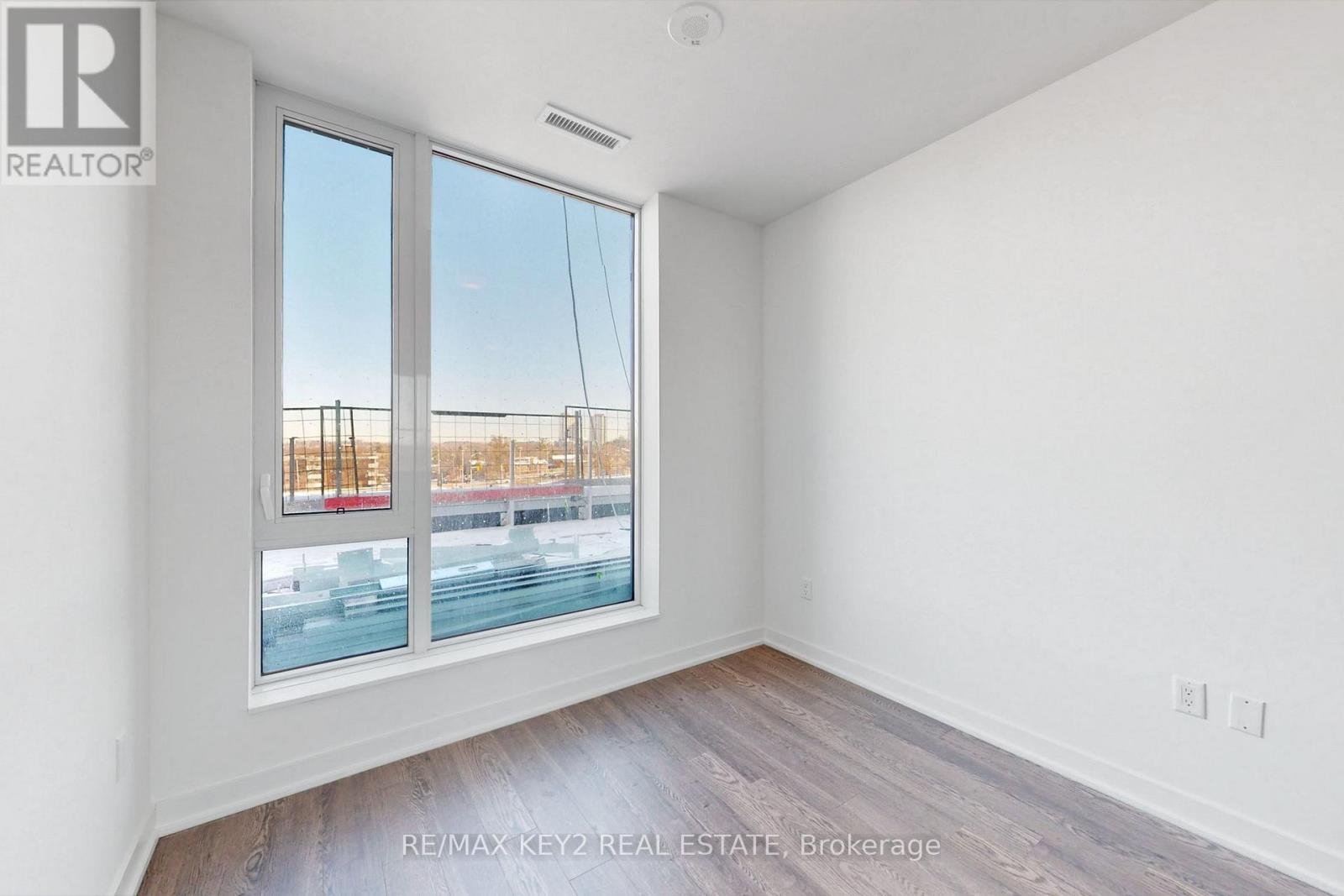 228 - 20 O'neill Road, Toronto (Banbury-Don Mills), Ontario  M3C 0R2 - Photo 8 - C14098164